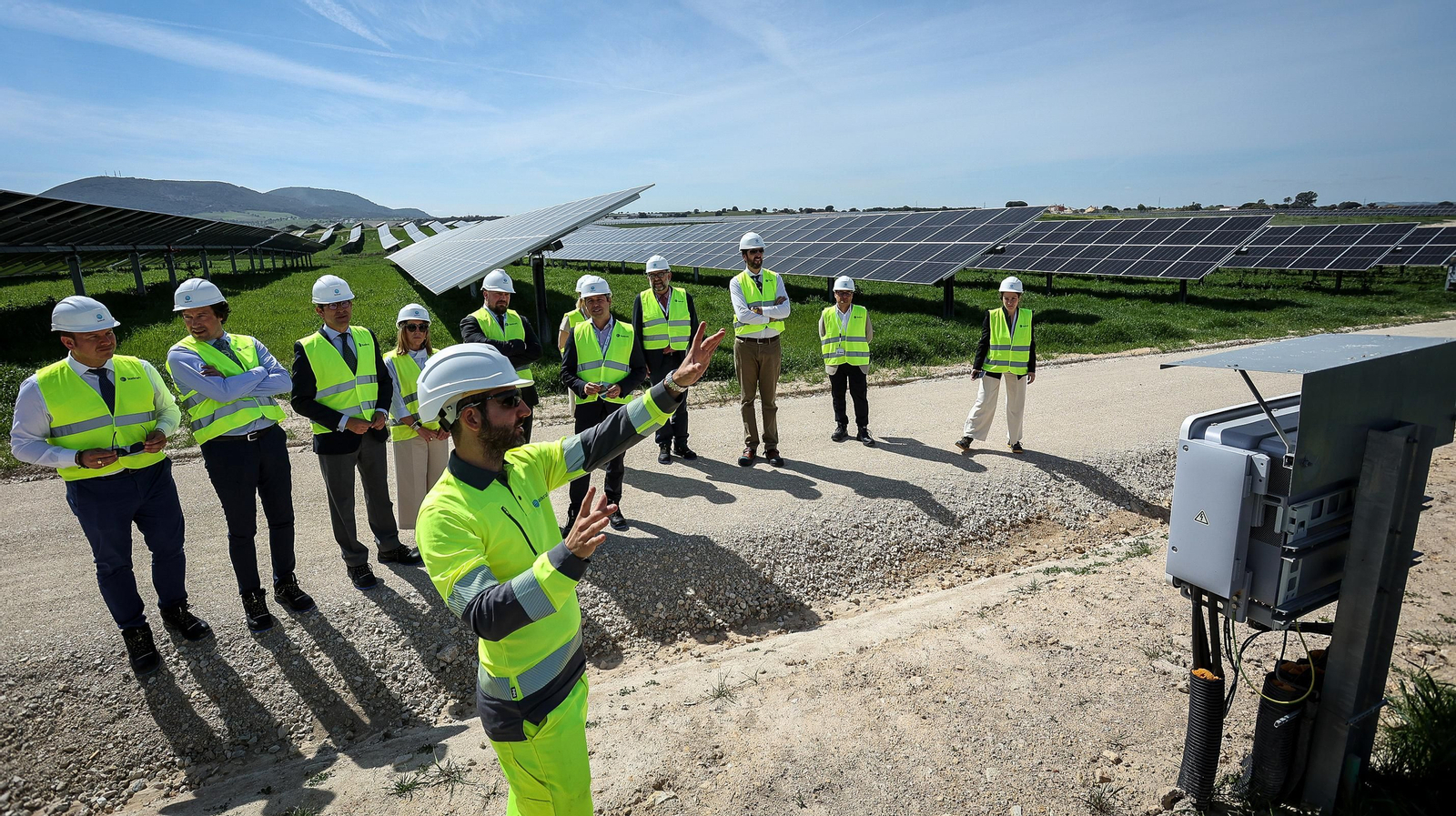 Inauguración de cuatro plantas solares
