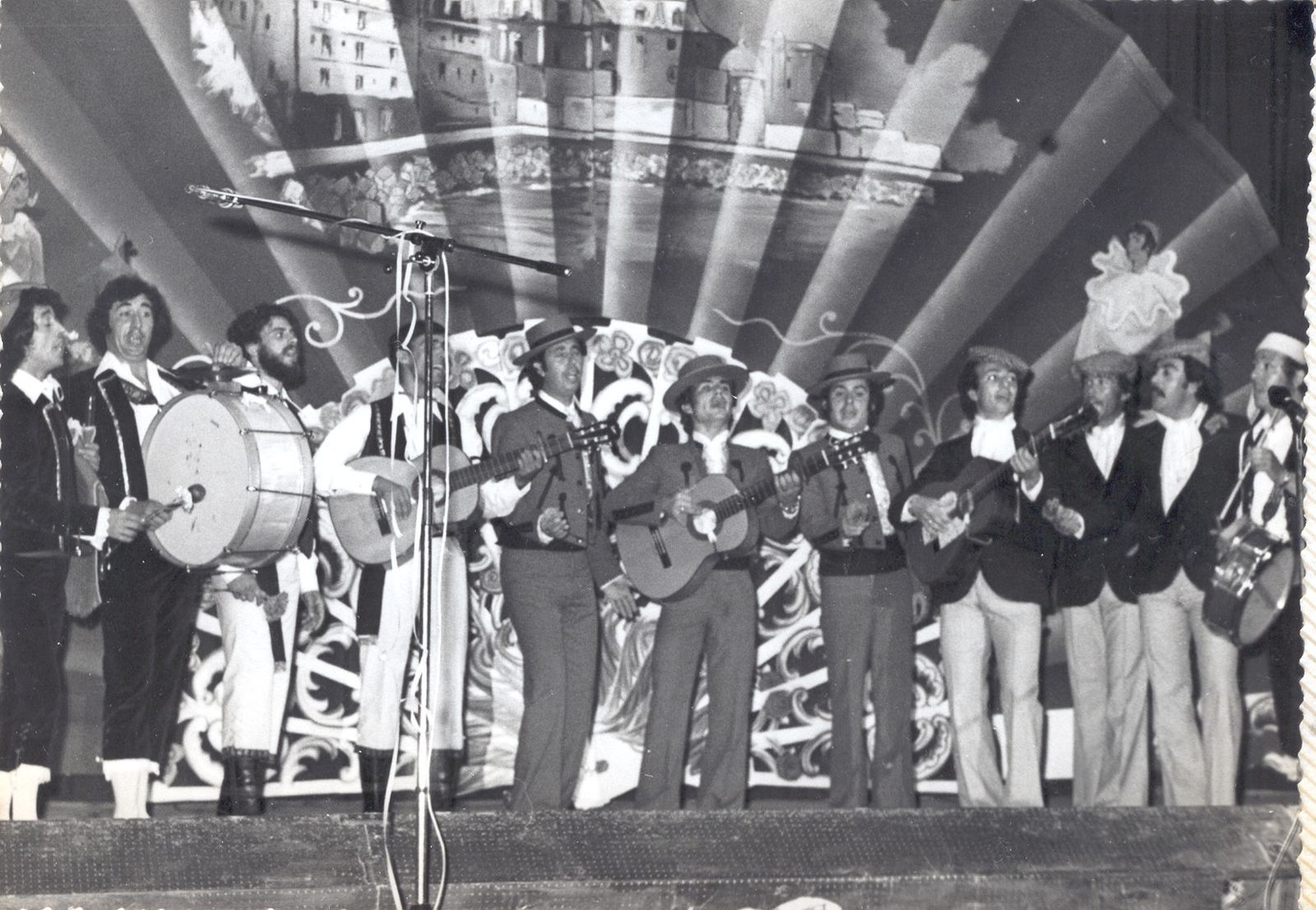 La comparsa de Antonio Martín 'España y olé' (1976).