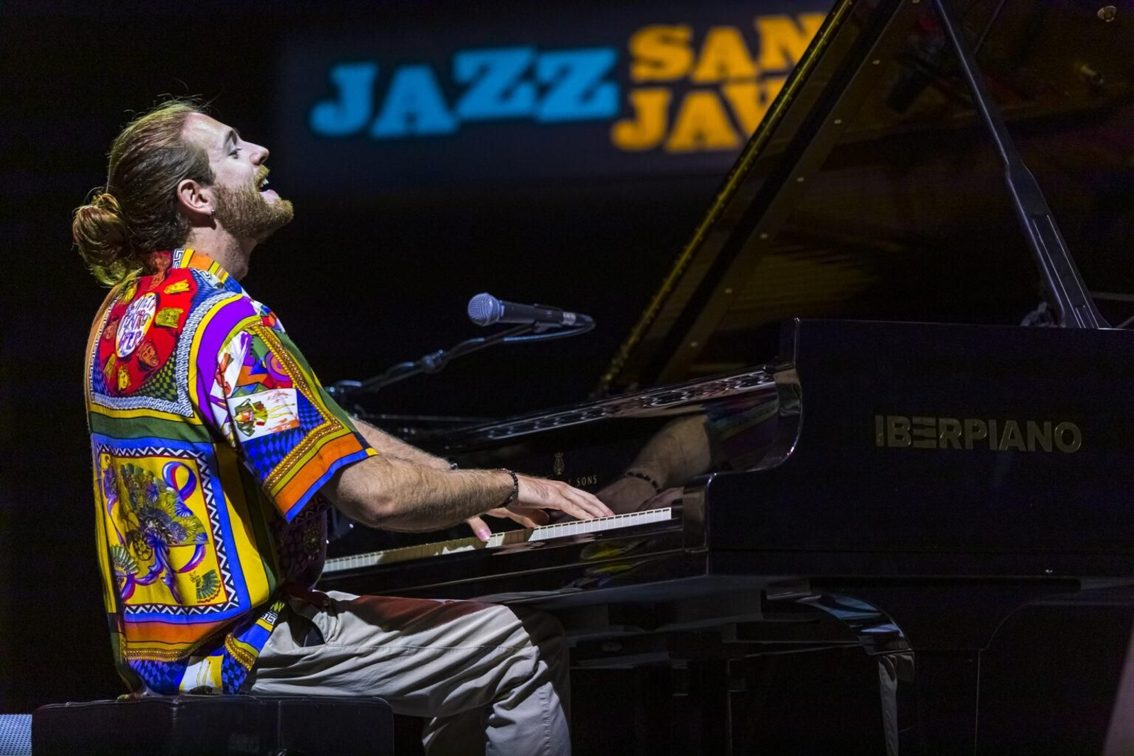Andrés Barrios, la representación sevillana en los Premios Grammy Latinos.