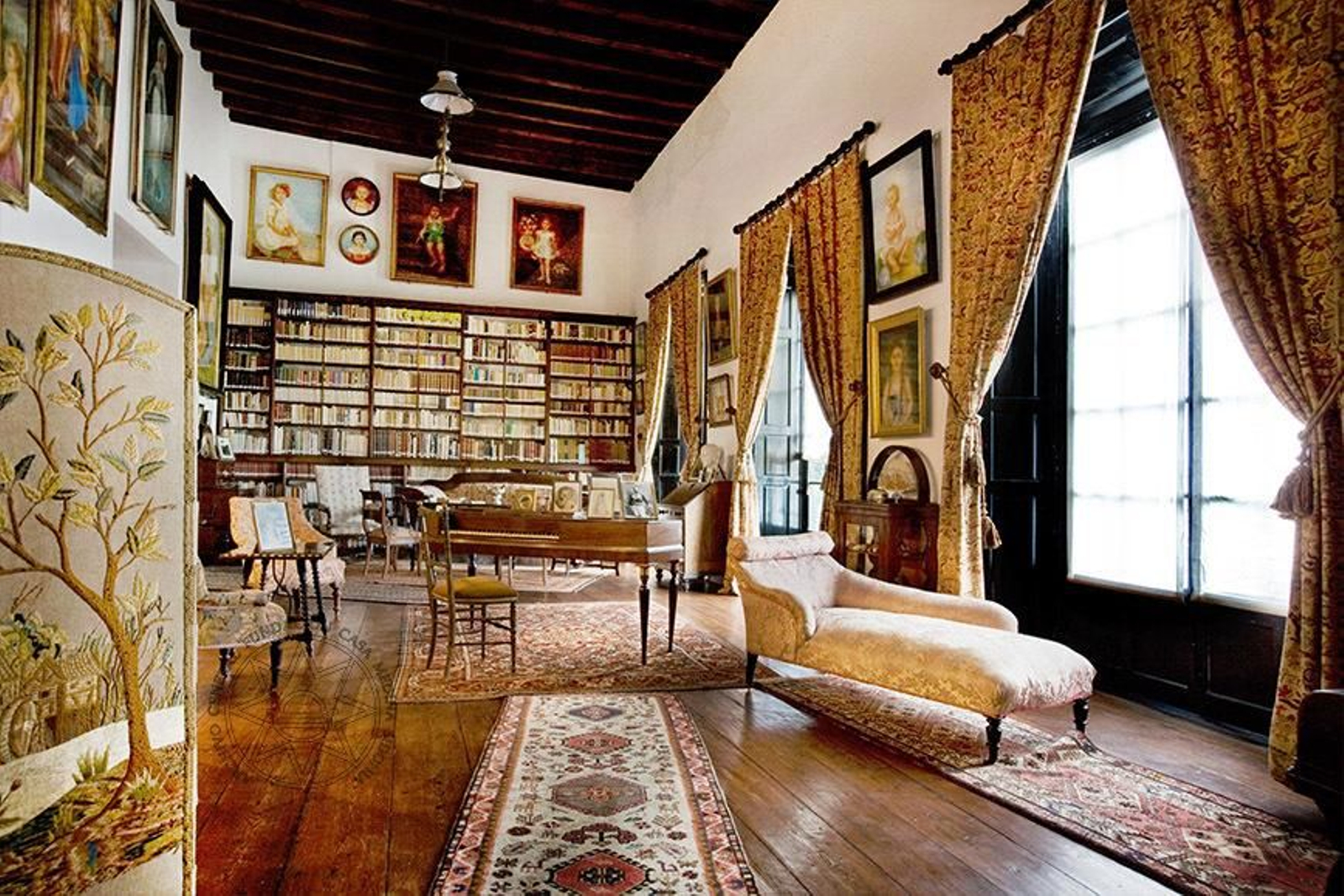 Biblioteca Moderna Visita virtual al Palacio de los duques de Medina Sidonia, en Sanlúcar