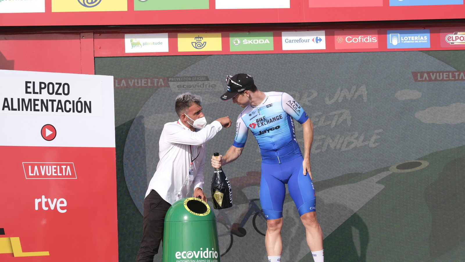 Imágenes de la etapa de la Vuelta a España con llegada en Cabo de Gata, Almería