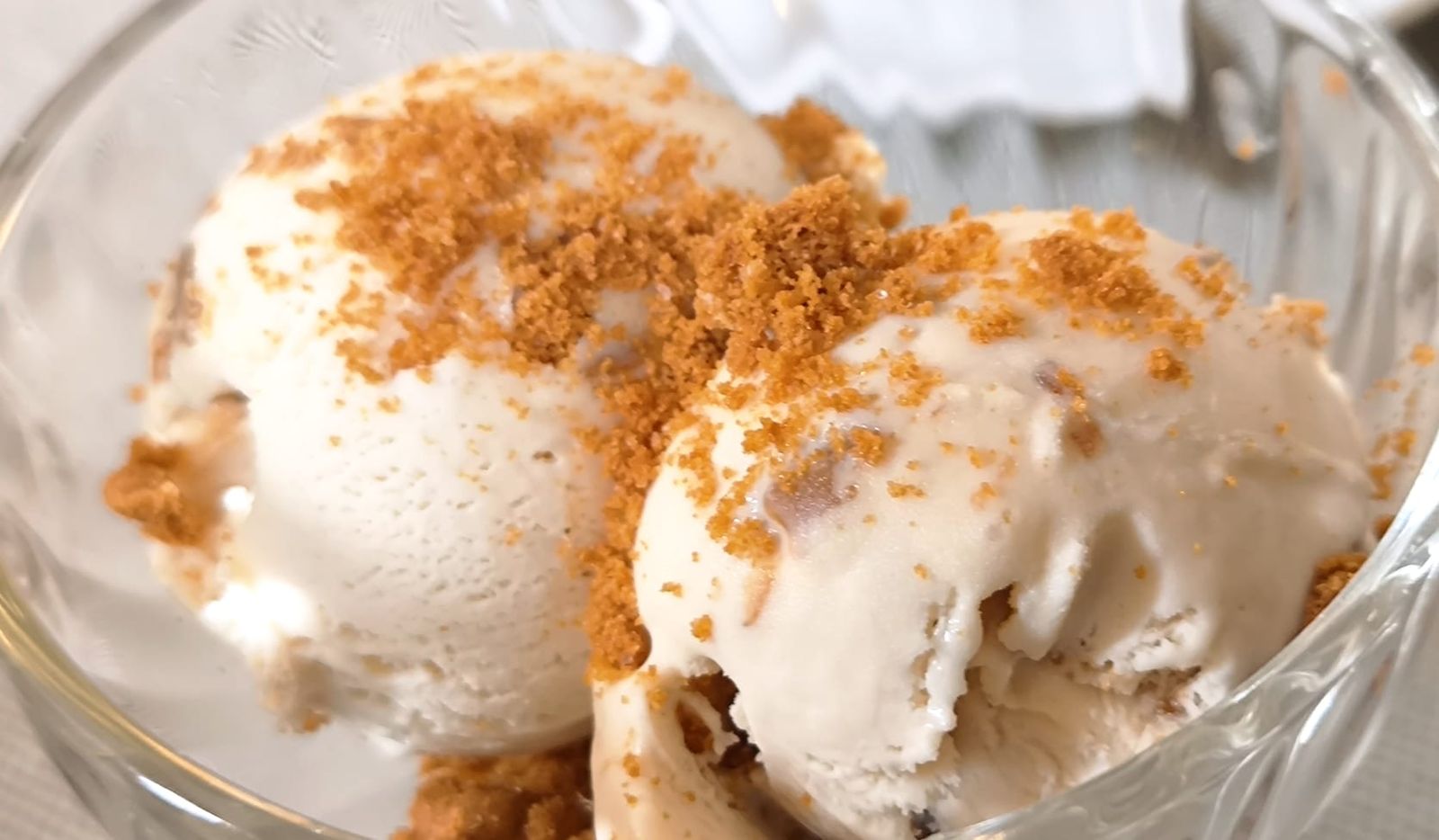 Helado casero de galletas Lotus