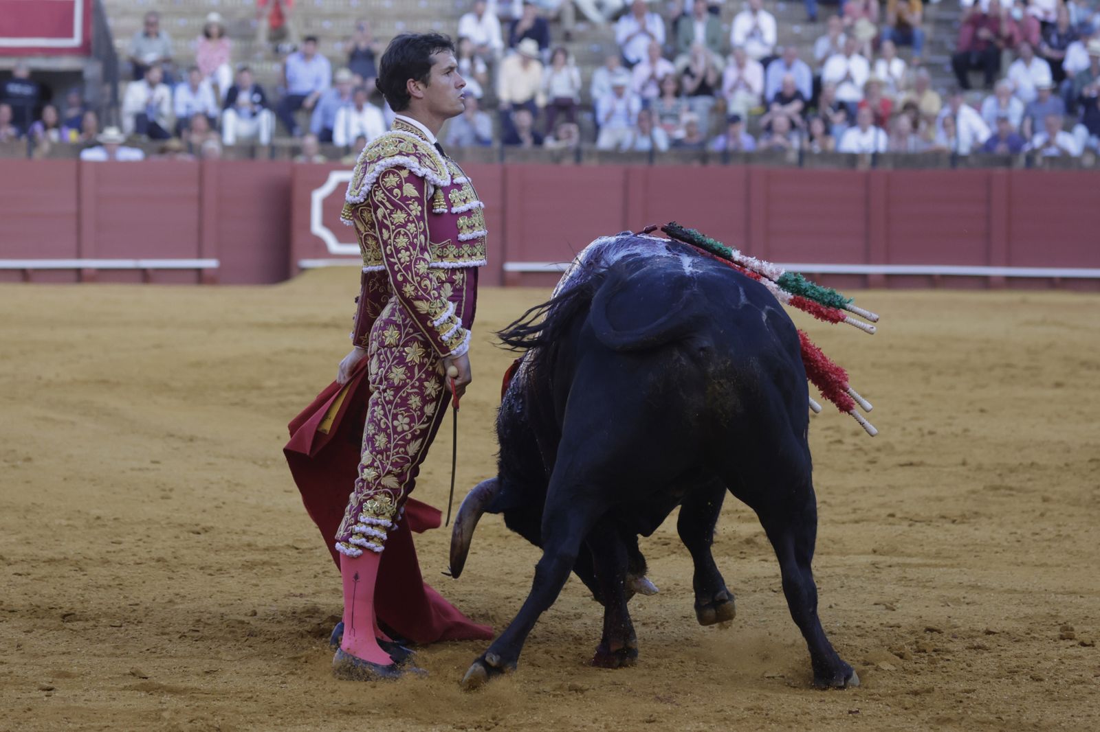 Las Imágenes de la cuarta corrida de abono en la Maestranza de Sevilla