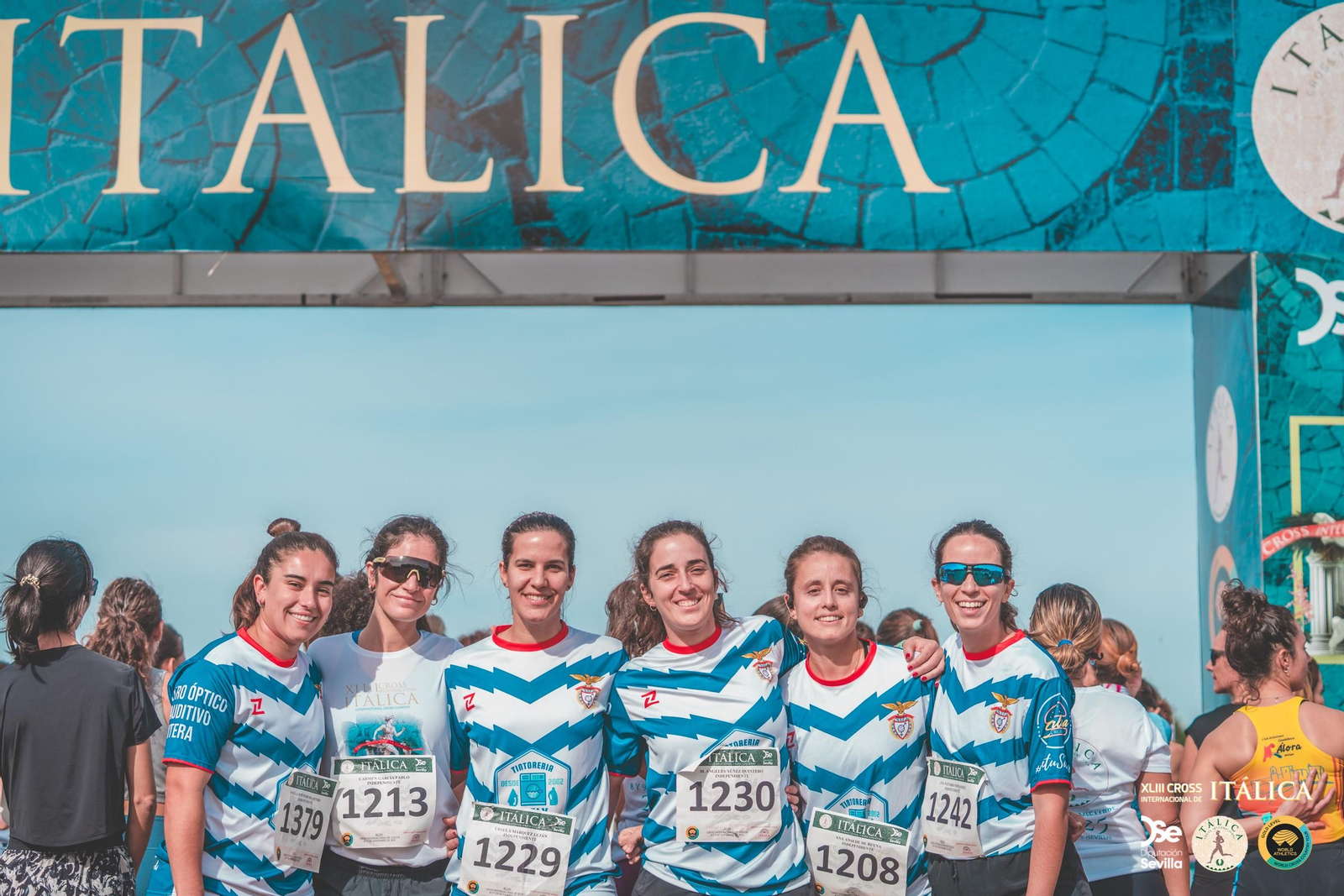 Búscate en las fotos del Cross de Itálica 2025 | 1