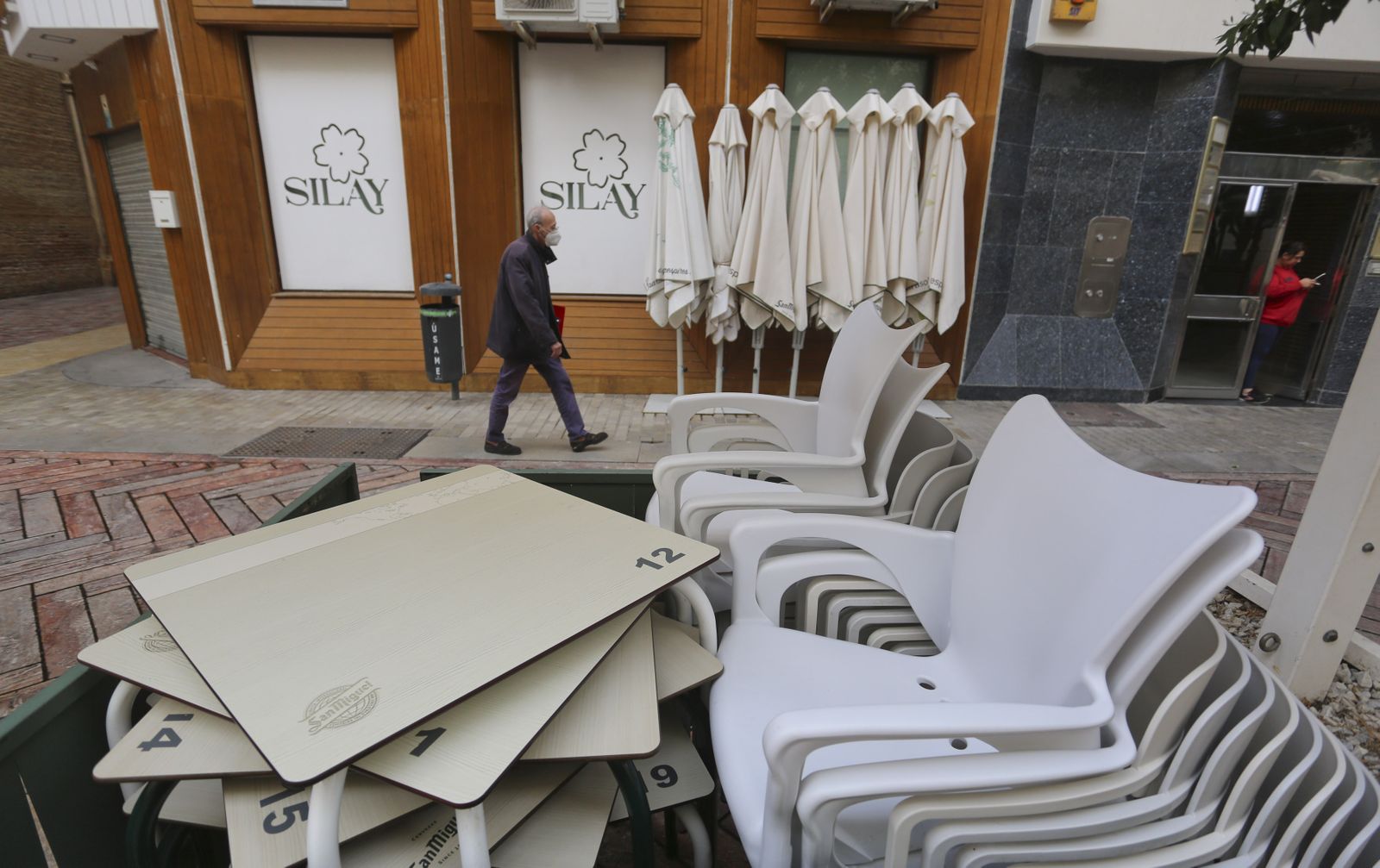 Málaga capital vive el primer día de su nuevo cierre