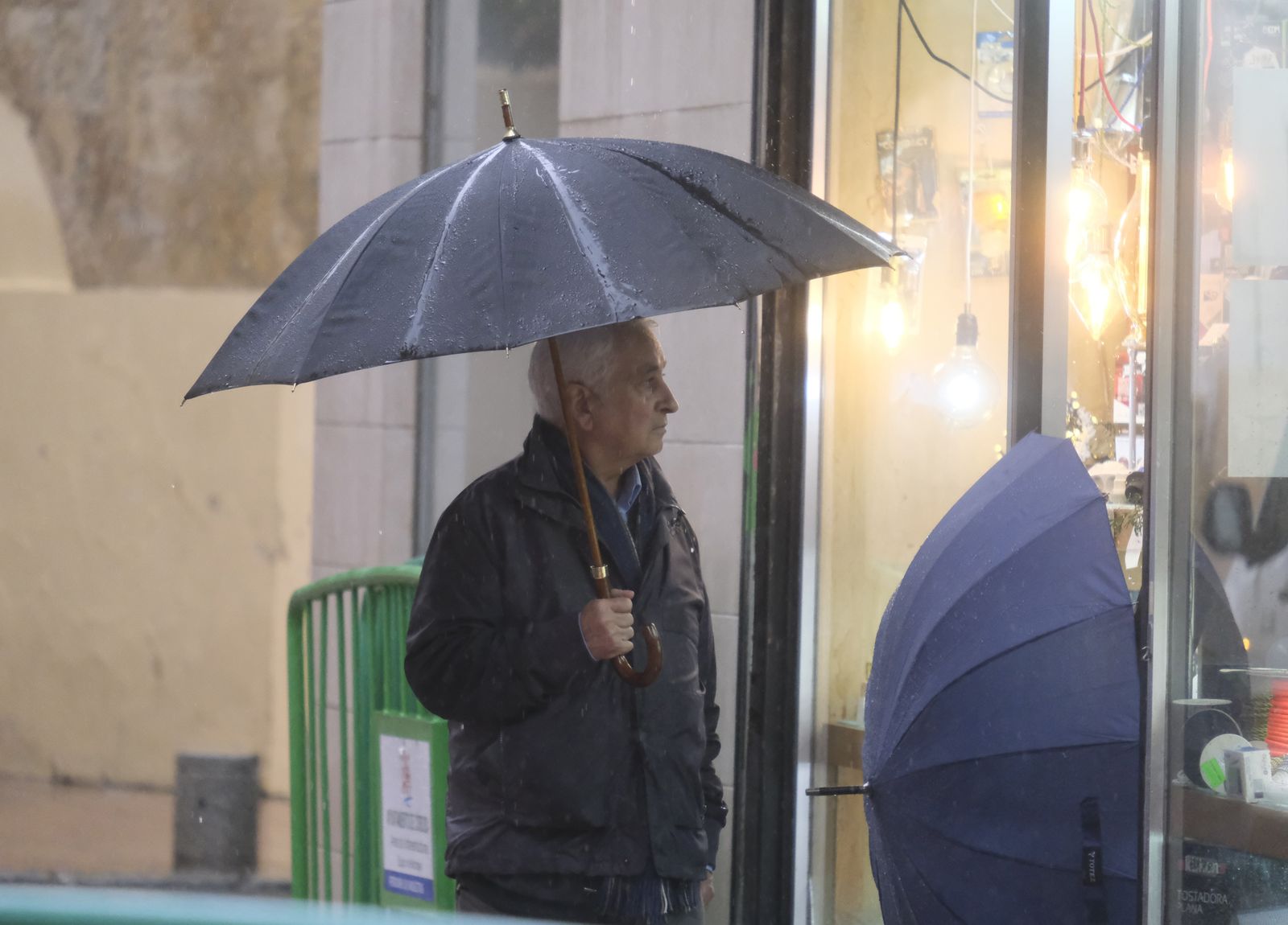 Las imágenes de la tromba de agua que ha caído en Córdoba este viernes