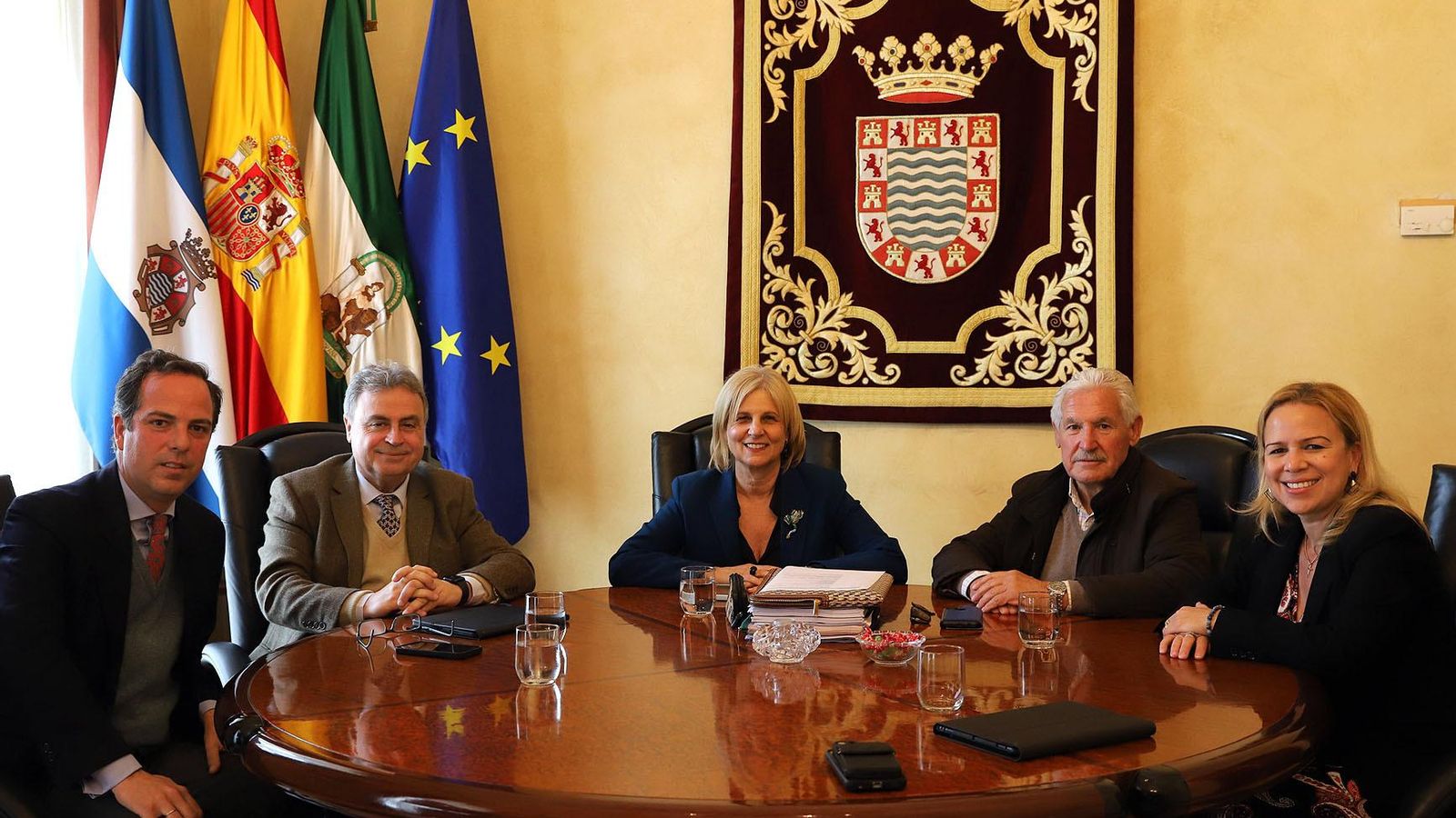 Reunión previa a la celebración de 'Los carruajes de la integración', la iniciativa de la familia Valencia Domecq a favor de Cedowm.