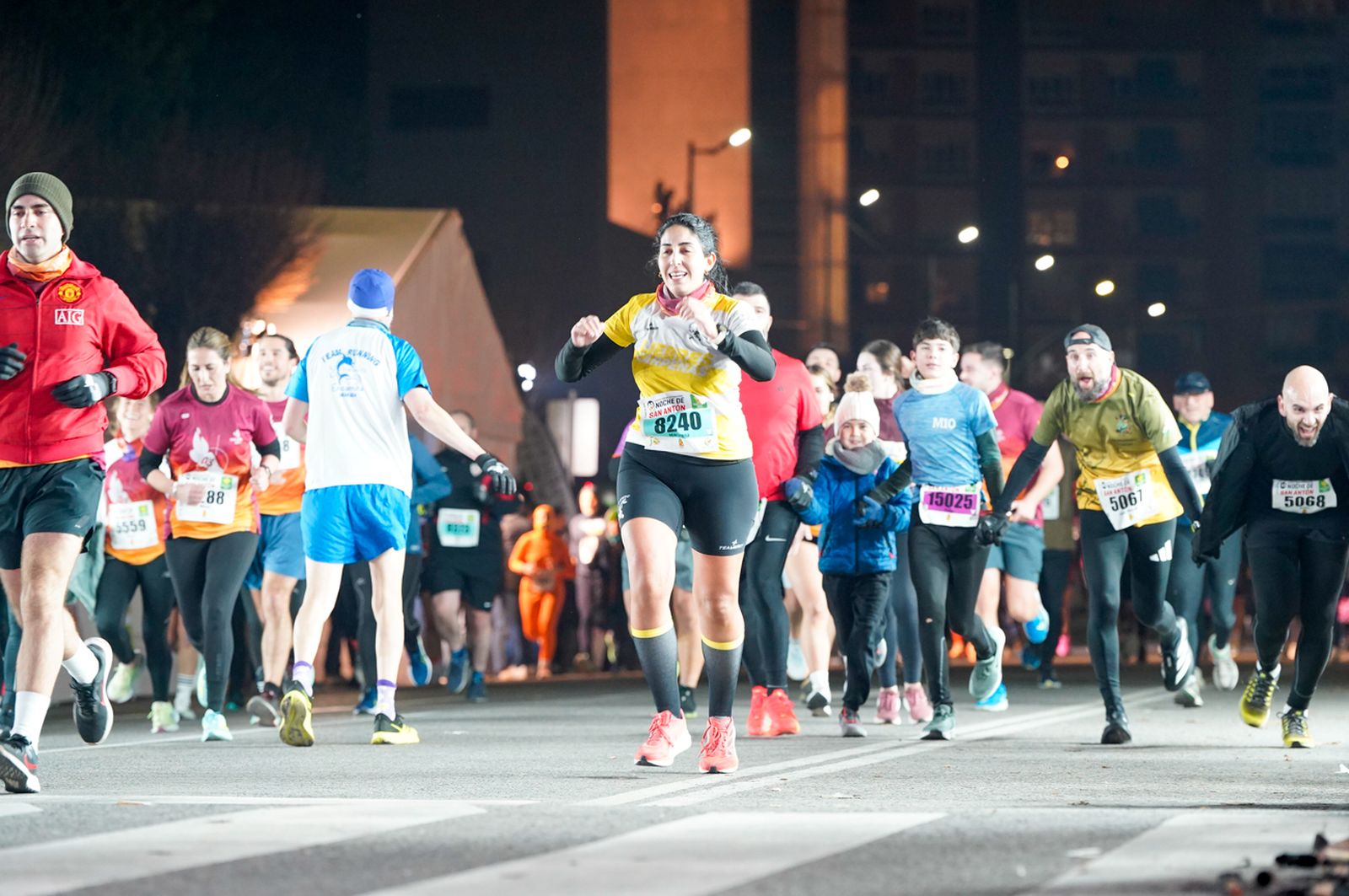 En imágenes: búscate en tu llegada a meta de la Carrera de San Antón 2026 (18)