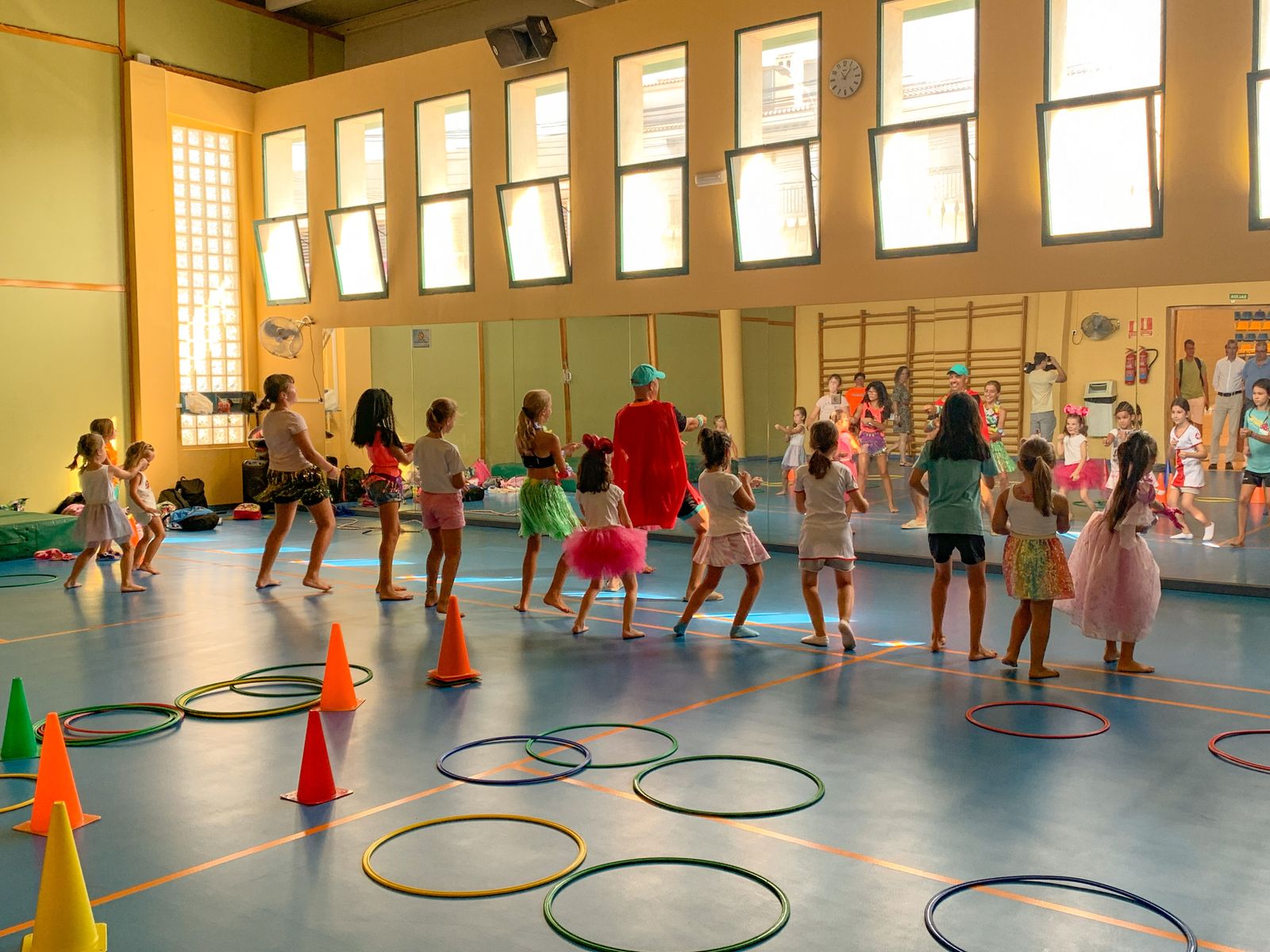Una actividad desarrollada en el campamento de verano del polideportivo de Arroyo de la Miel.