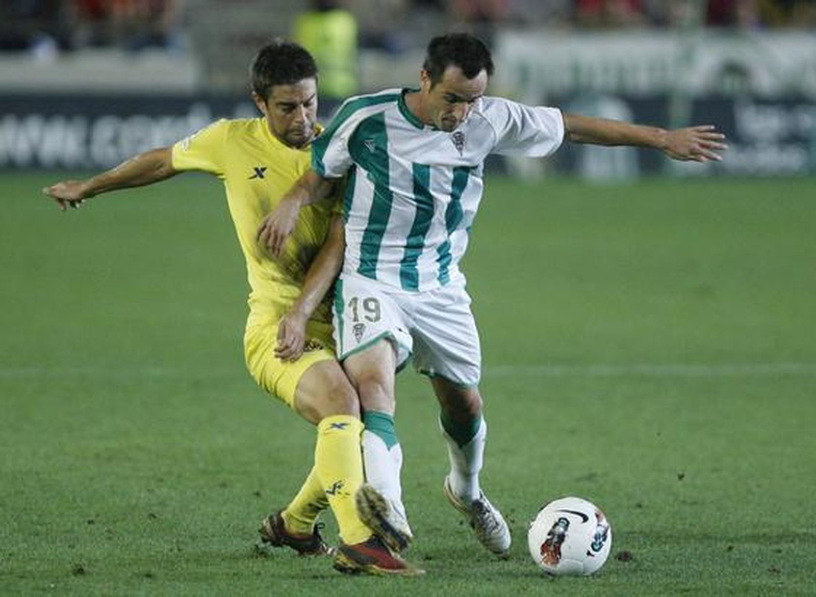 El Córdoba y el Villarreal B empatan en su partido en el Arcángel.

Foto: Álvaro Carmona