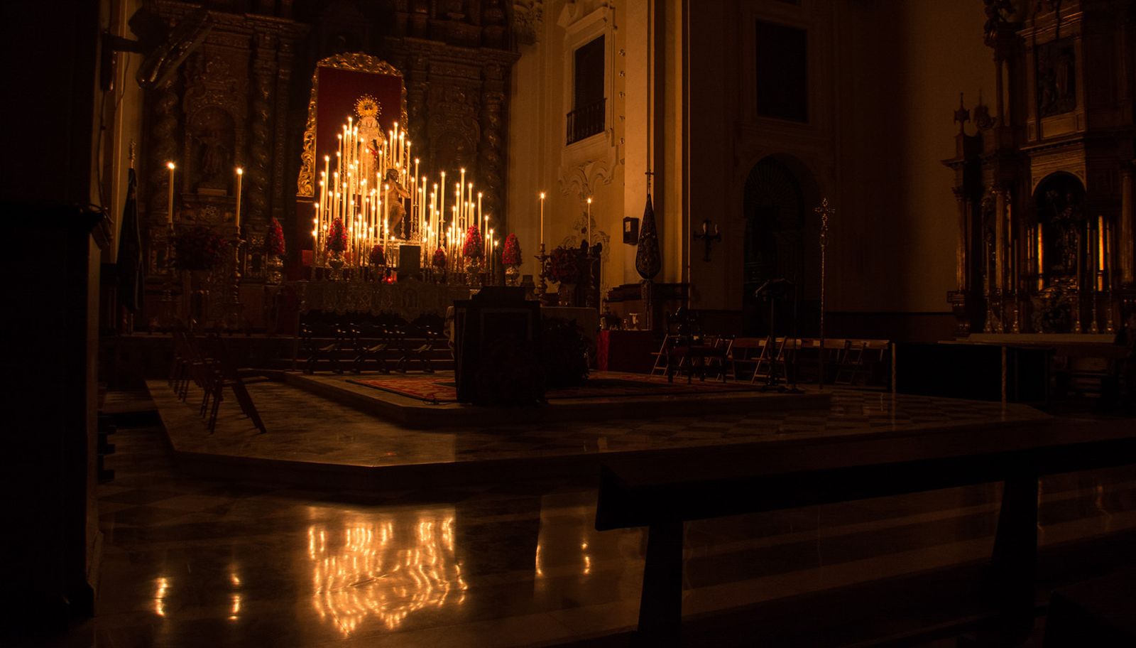 La Estrella ilumina San Jacinto durante sus solemnes cultos