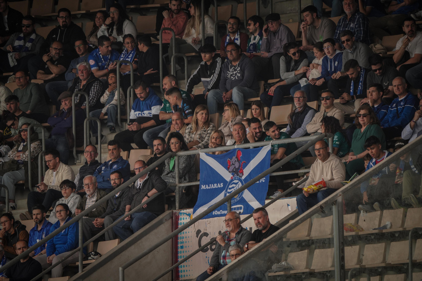 Búscate en el partido del Xerez DFC - Espeleño