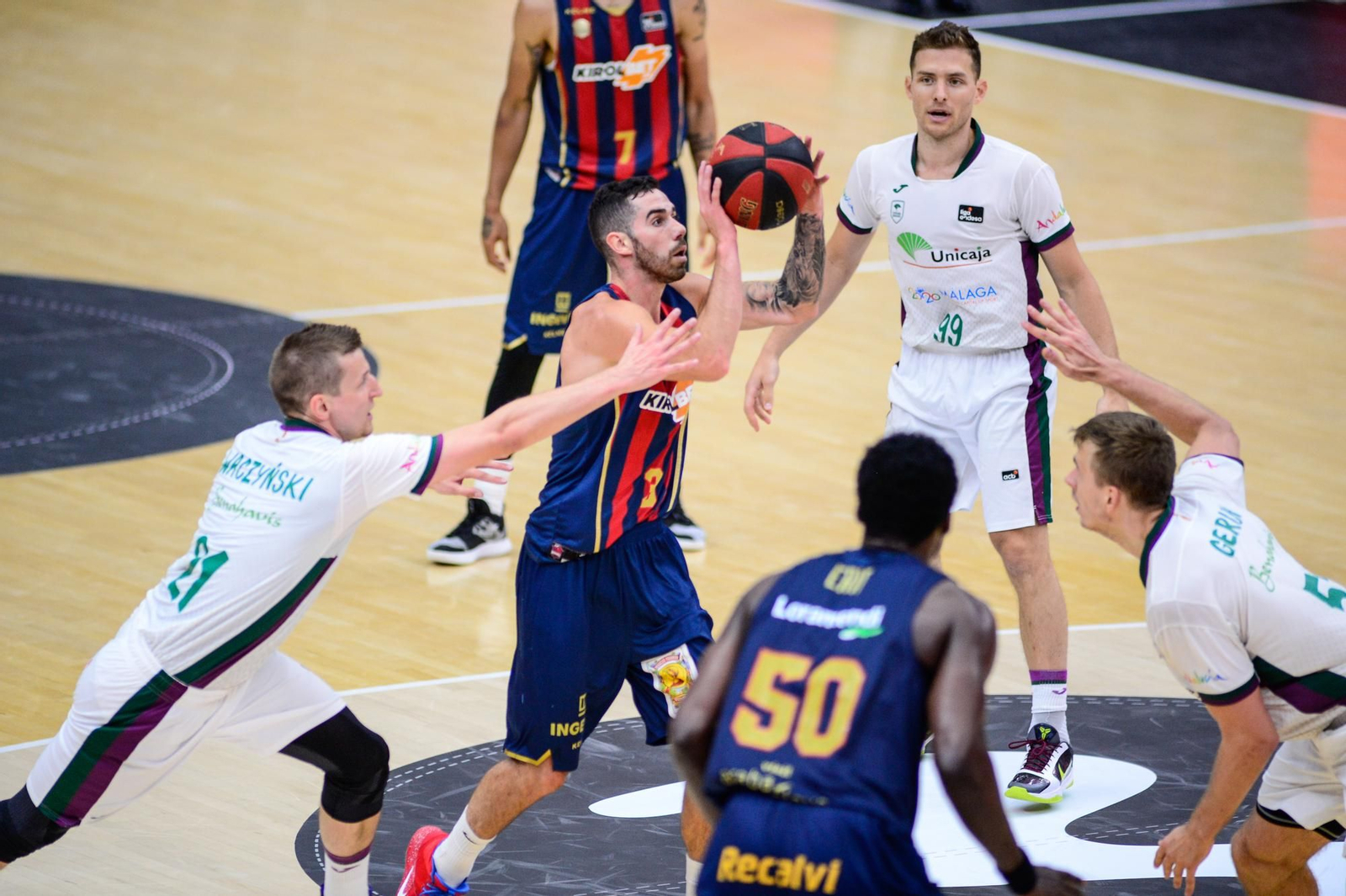 El Baskonia-Unicaja, en fotos