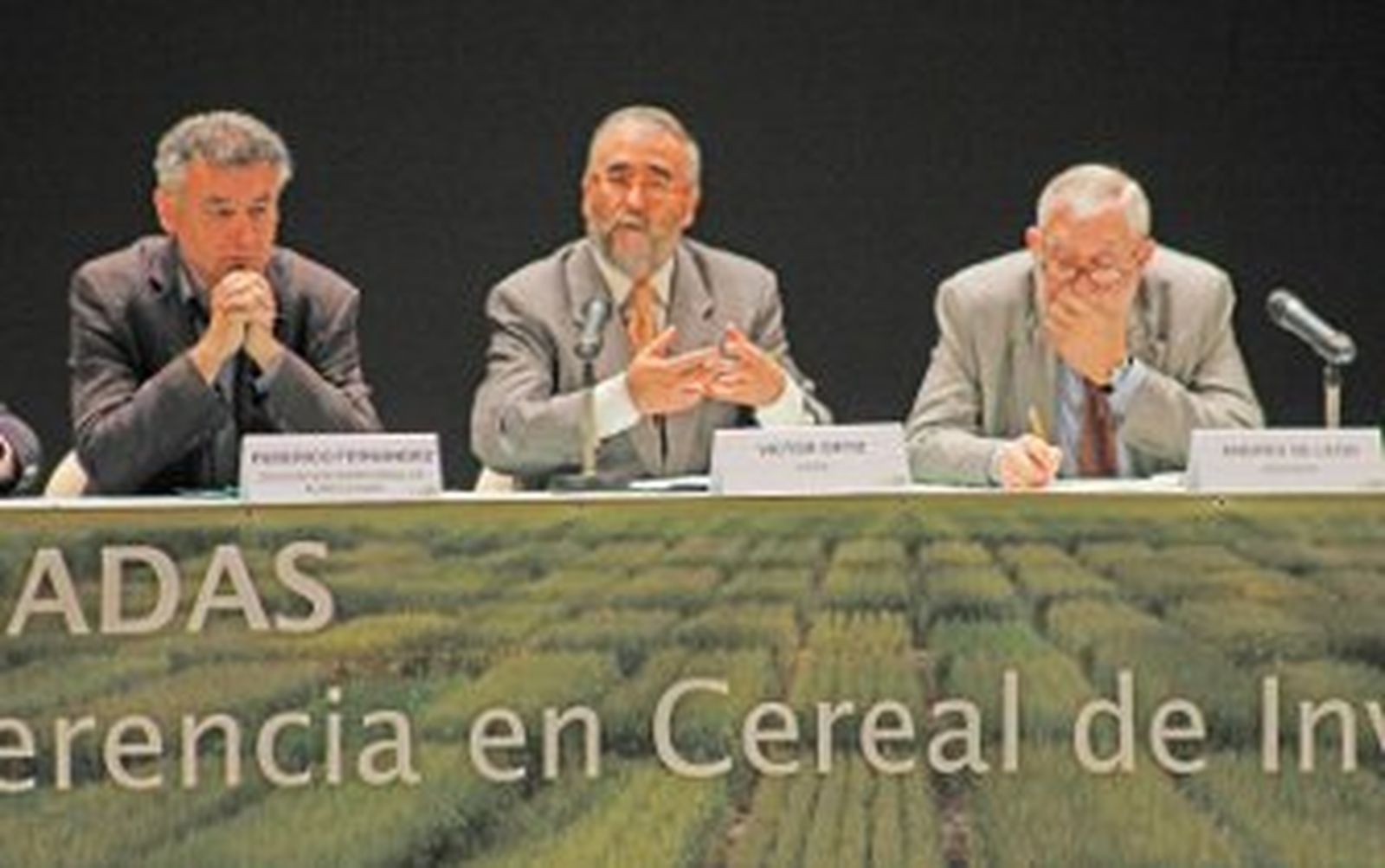 Más de 800 expertos debaten en Jerez sobre el cultivo del cereal