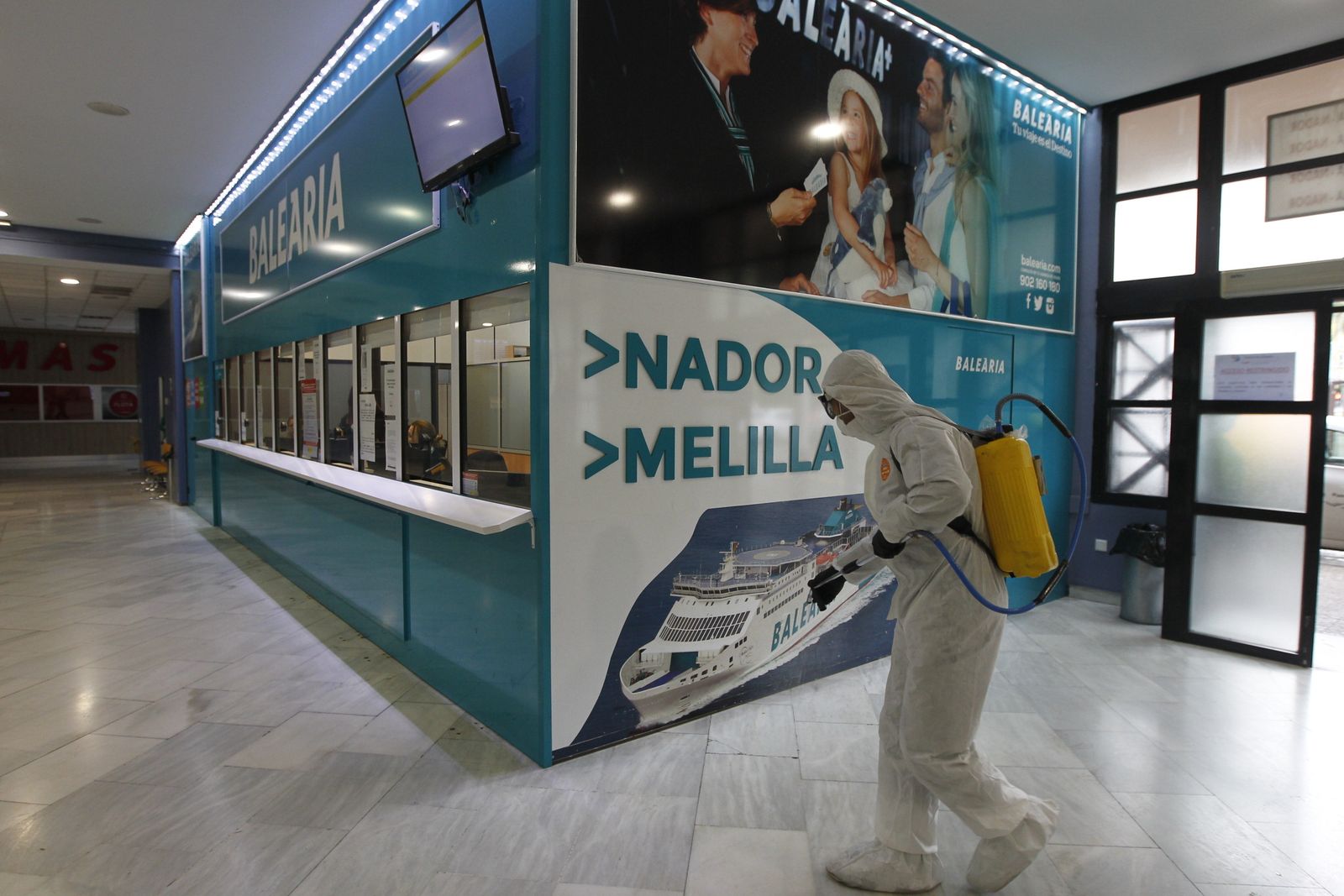 Fotogalería Coronavirus. Actuación UME en Almería.