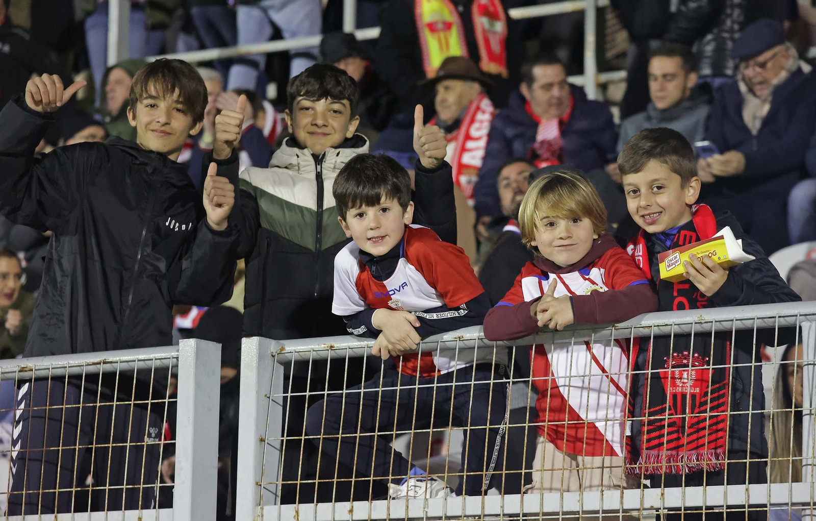 Búscate en el Nuevo Mirador durante el Algeciras - Real Madrid Castilla de Primera Federación