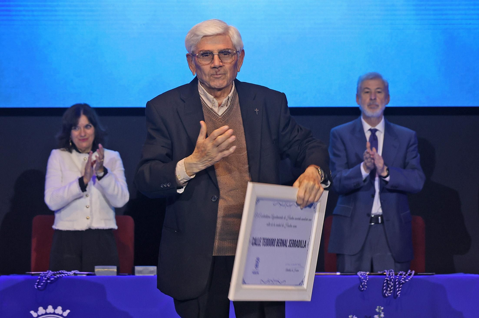 La entrega de honores y distinciones con motivo del Día de Huelva, en imágenes