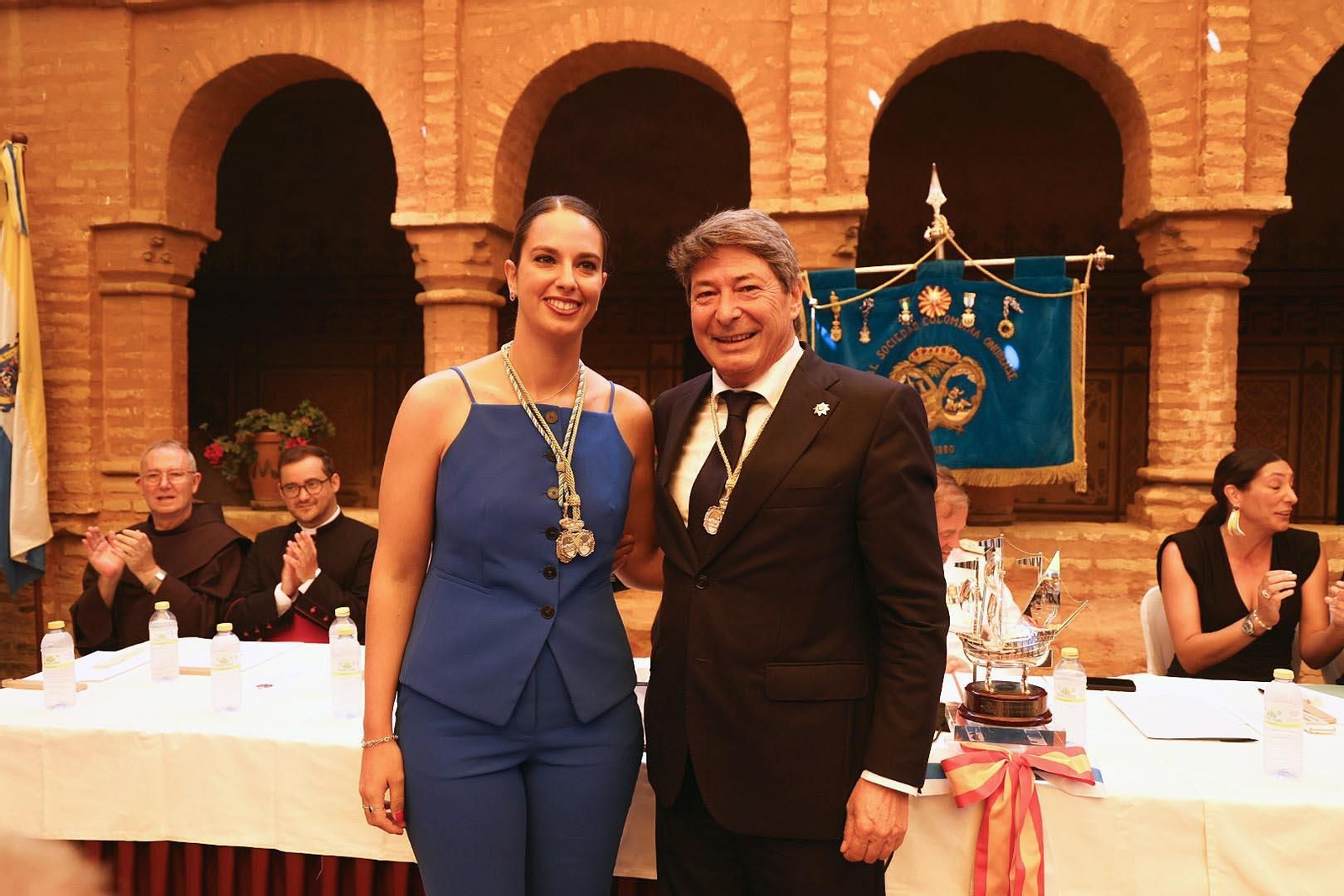 Imágenes del acto institucional de la Real Sociedad Colombina Onubense en el Monasterio de La Rábida