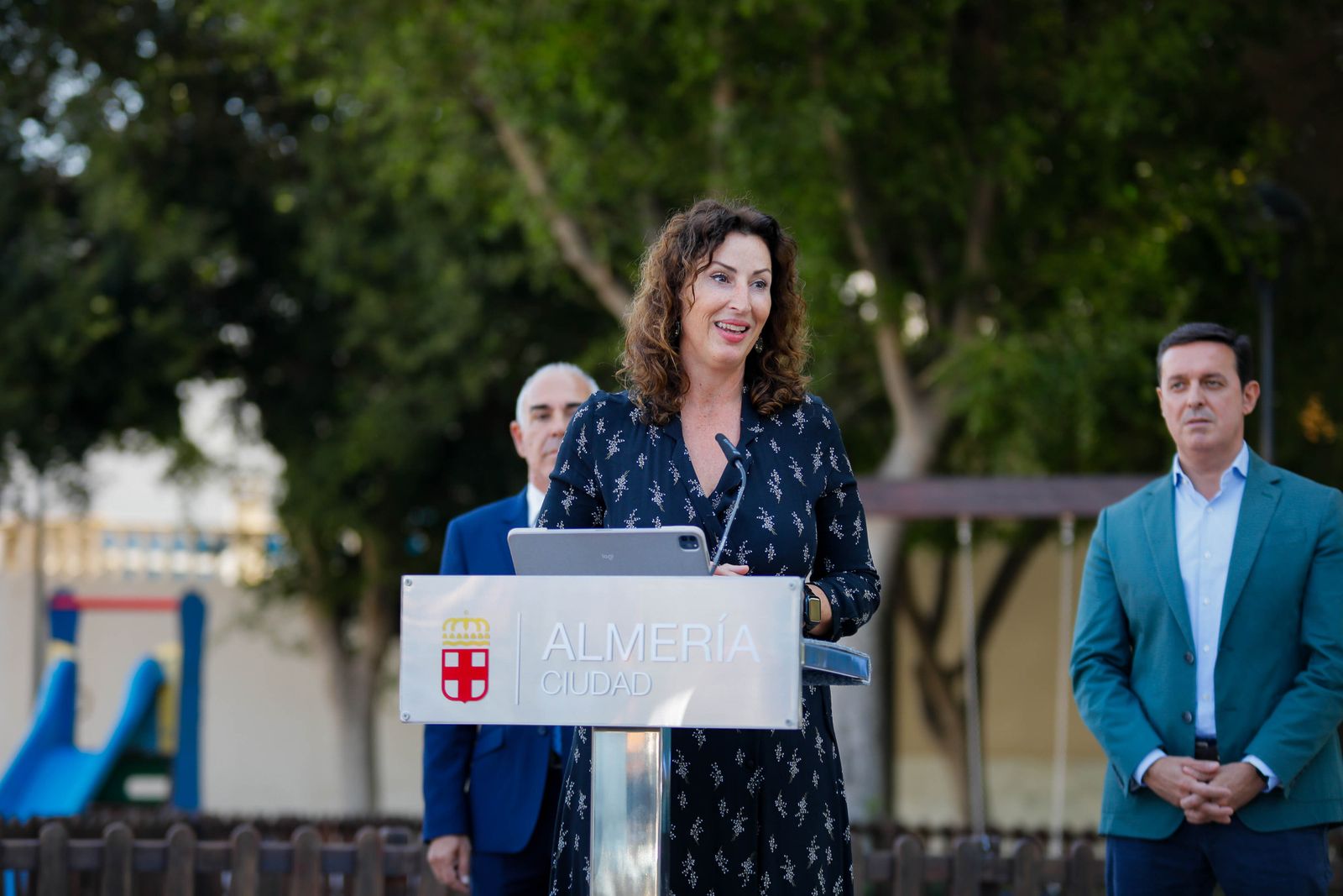Inauguración de la plaza dedicada al Policía Local Paco Carretero Escribano