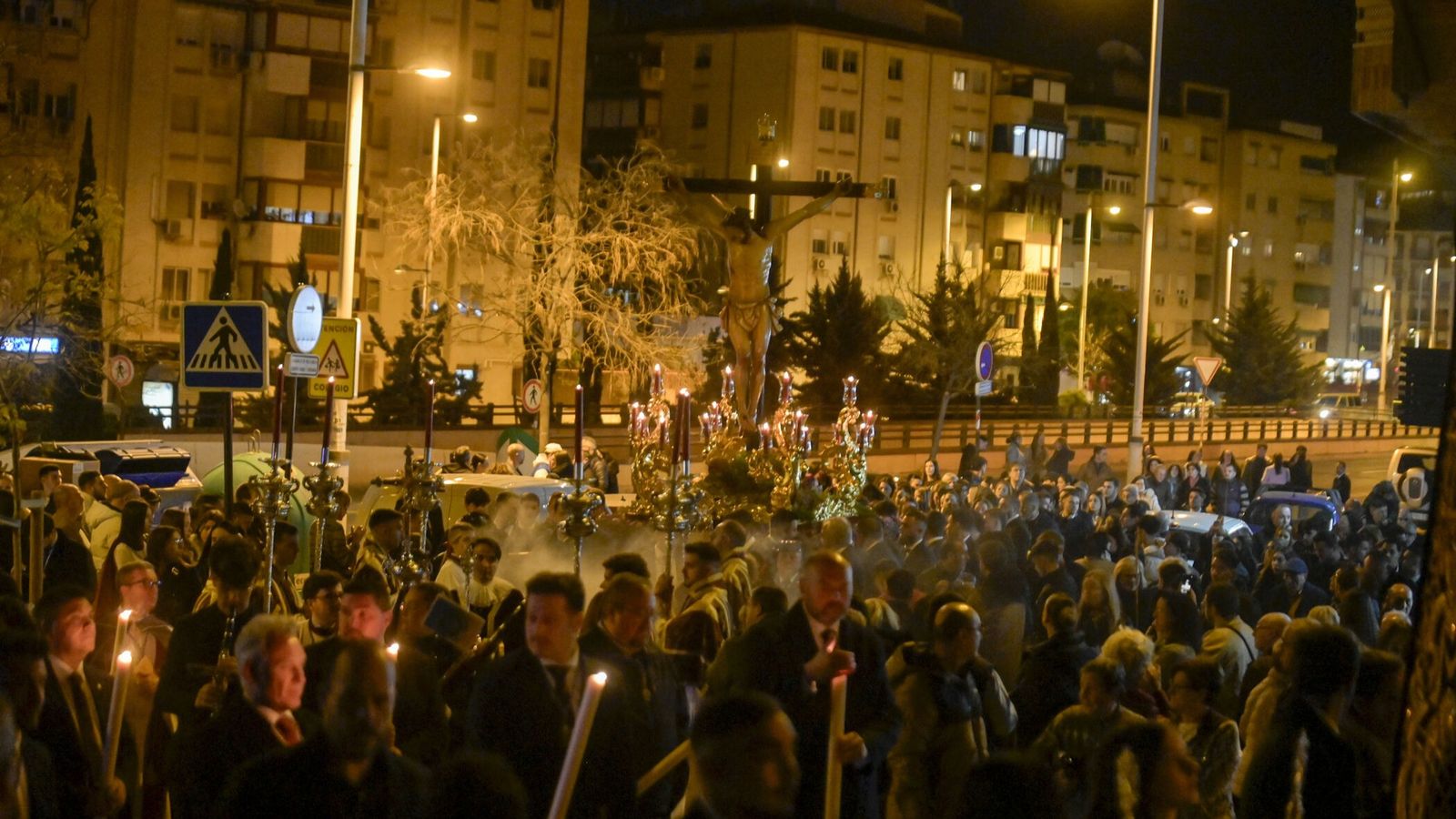 Fotogalería: Vía Crucis Hermandad de la Sagrada Lanzada 2025