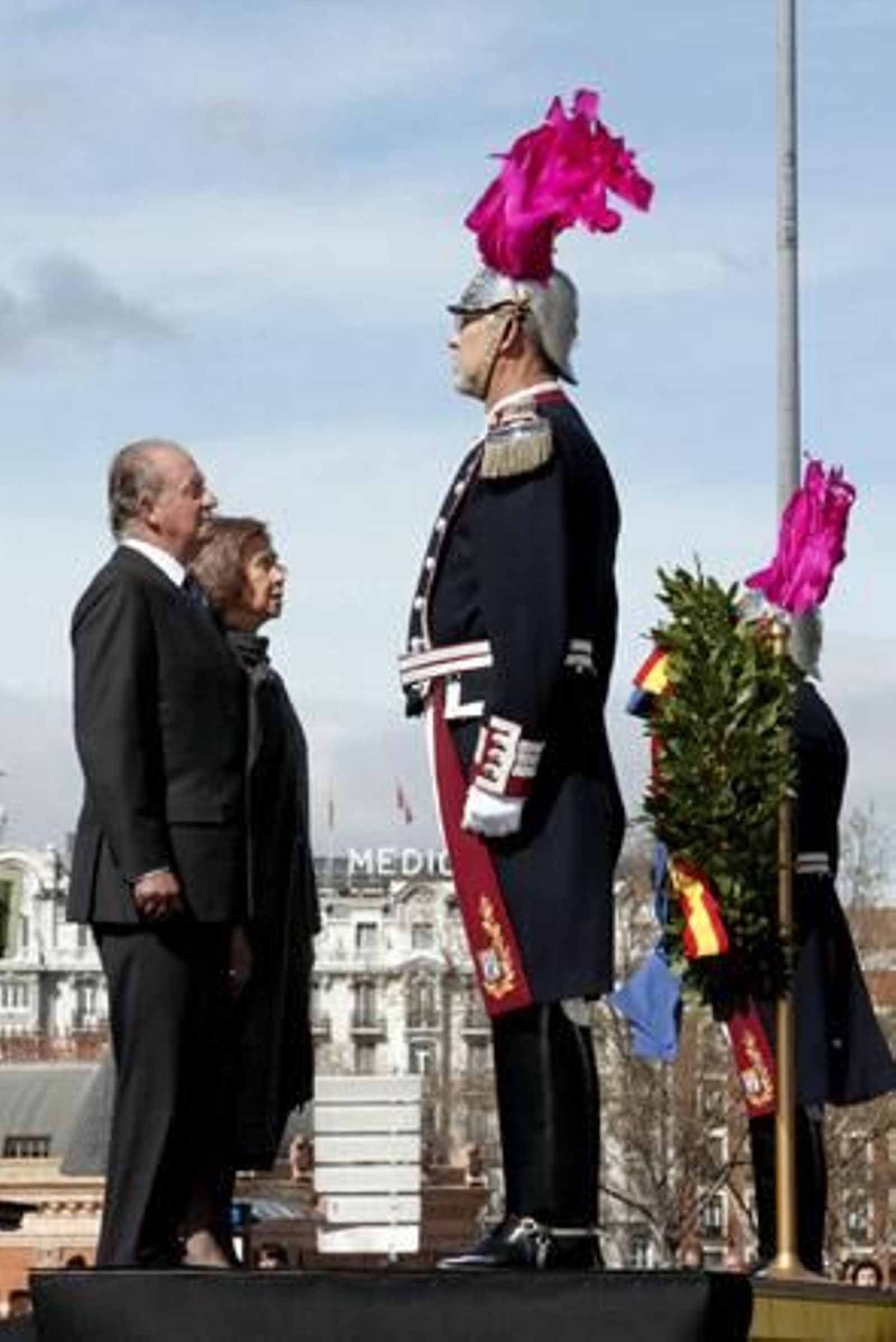 Los Reyes rinden homenaje a las víctimas de 11-M cuatro años después de la masacre Los Reyes rinden homenaje a las víctimas de 11-M cuatro años después de la masacre
