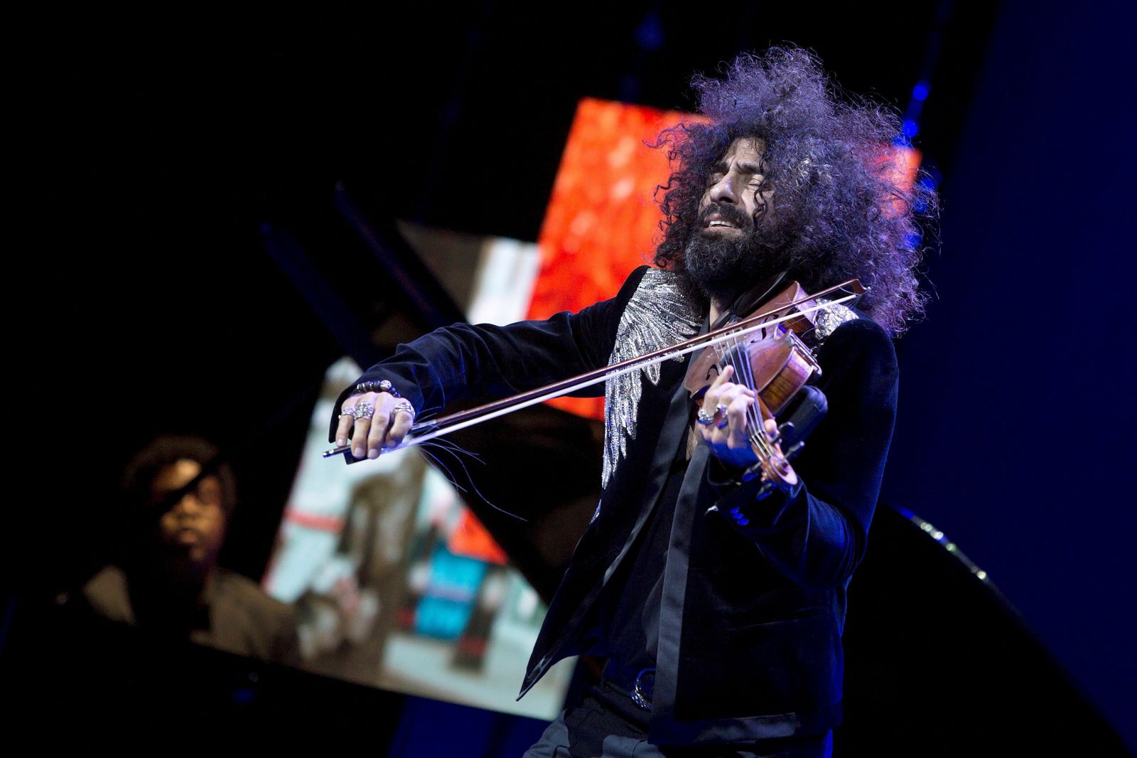 Ara Malikian, durante su reciente concierto en la gala de clausura del Festival de Málaga.