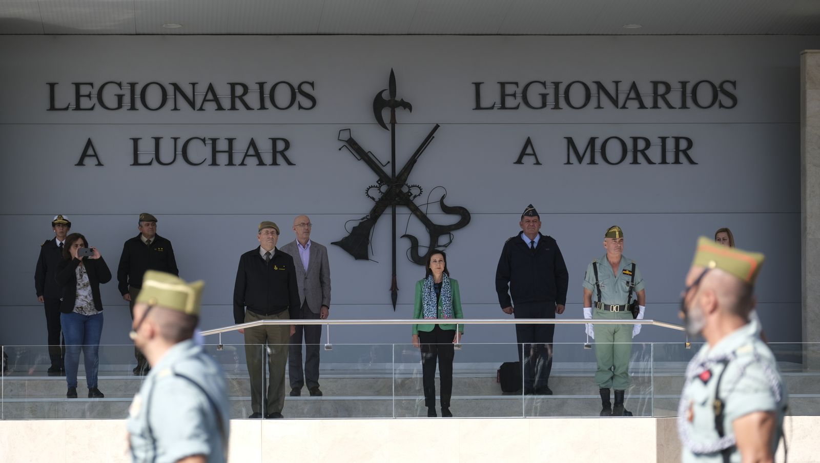 Imágenes de la visita de la Ministra de Defensa Margarita Robles a la Brigada Alfonso XIII de La Legión