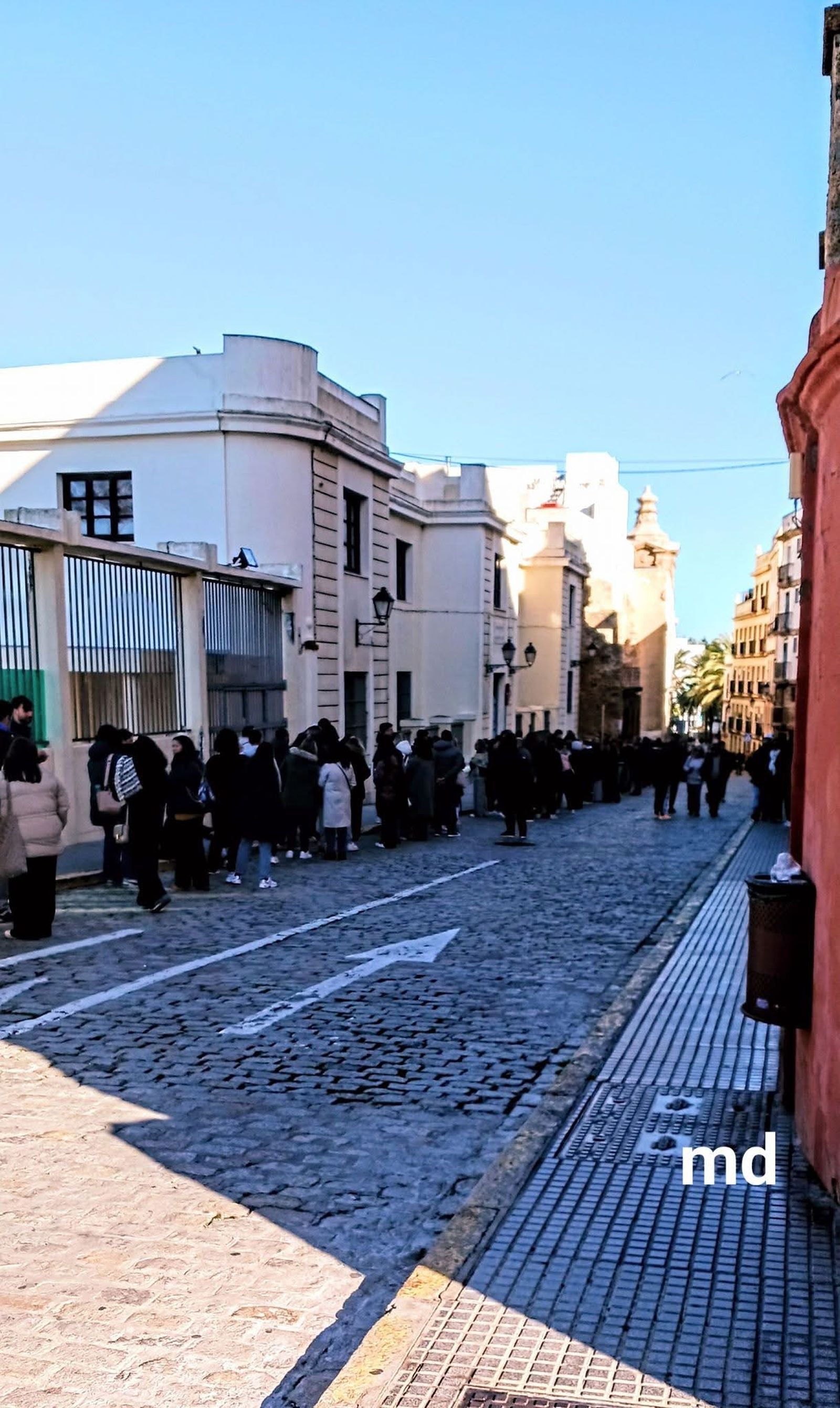 Qué de gente ociosa hay en Cádiz