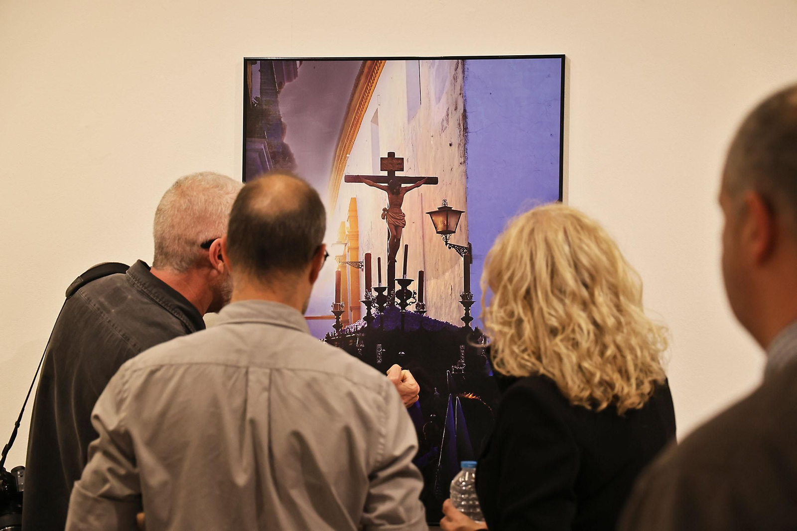 Inauguración de la Exposición de fotografías Huelva, provincia cofrade de Huelva Información en la Diputación de Huelva