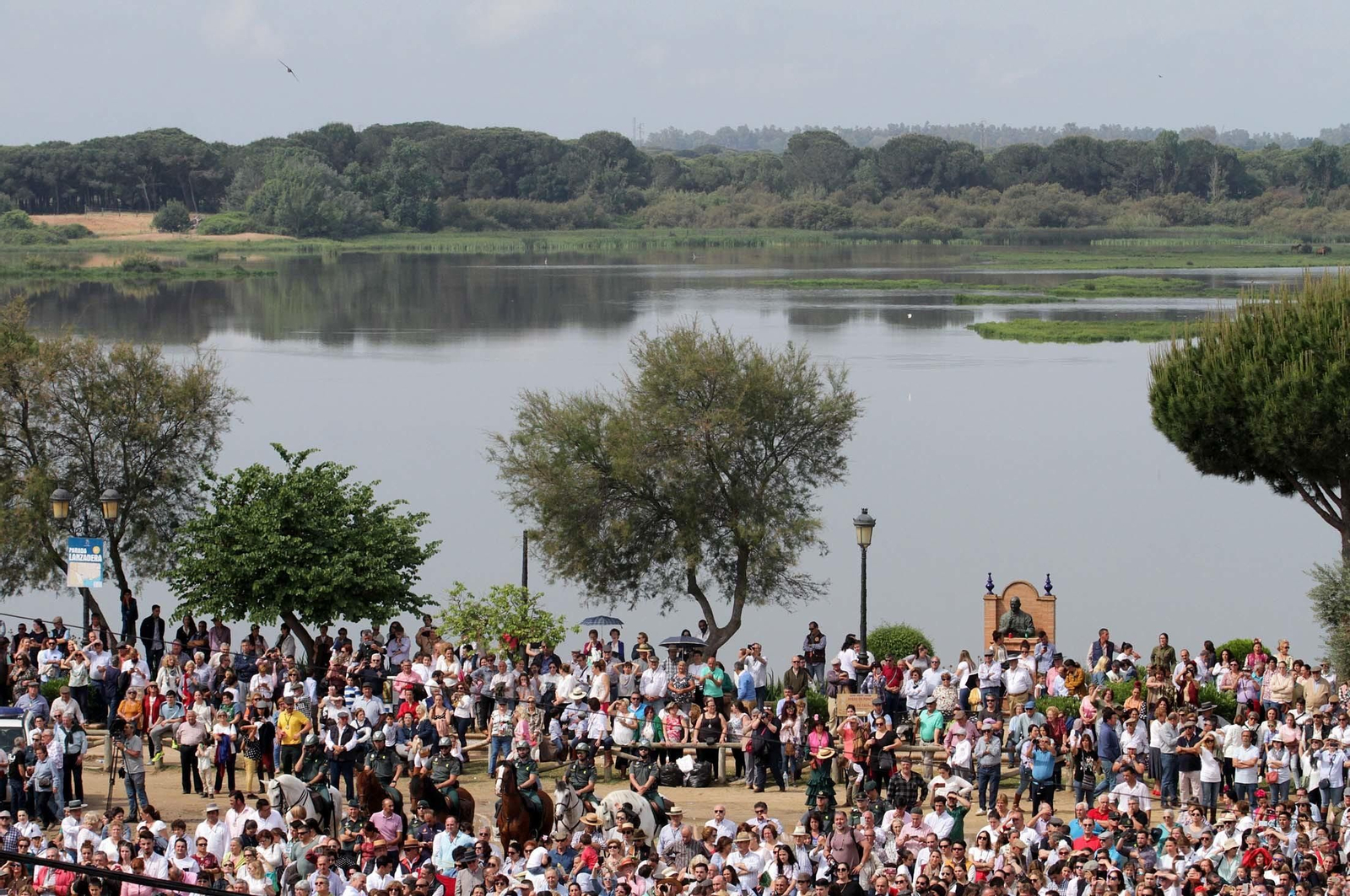 Las imágenes del Lunes de Pentecostés