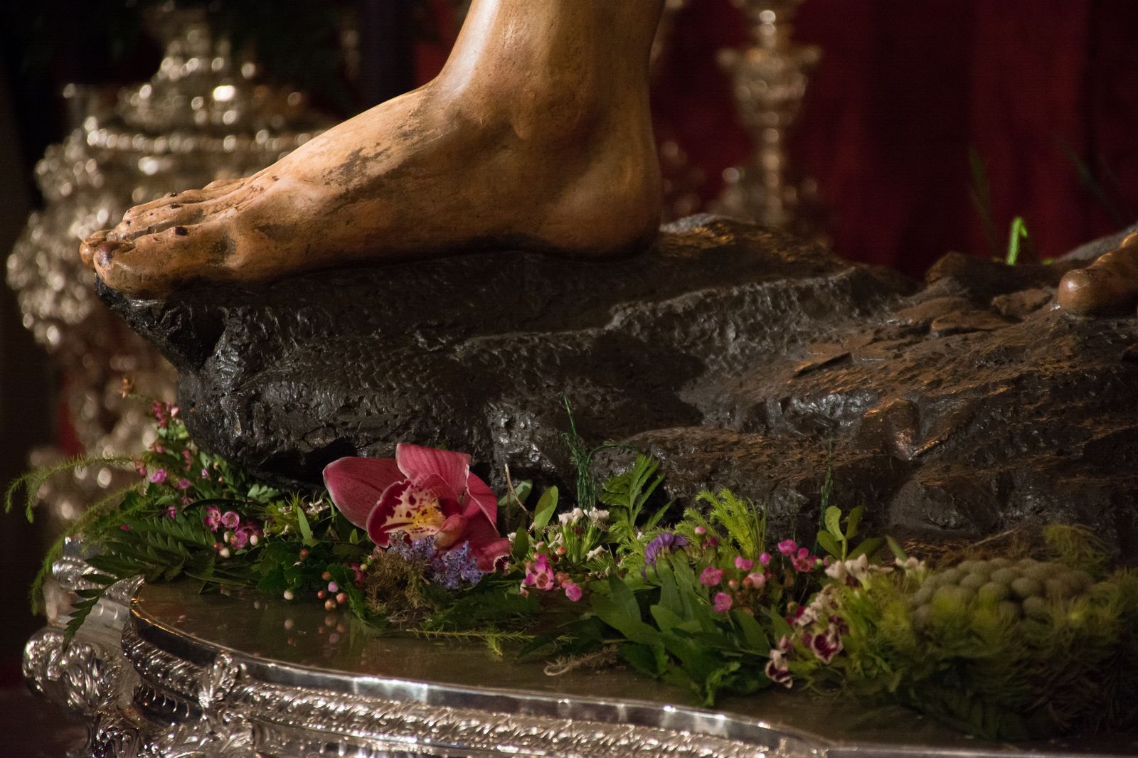 Besapiés a Nuestro Padre Jesús de las Penas, de la Hermandad de la Estrella