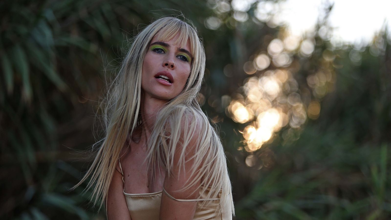 Rodaje de videoclips de Brisa Fenoy en el Campo de Gibraltar