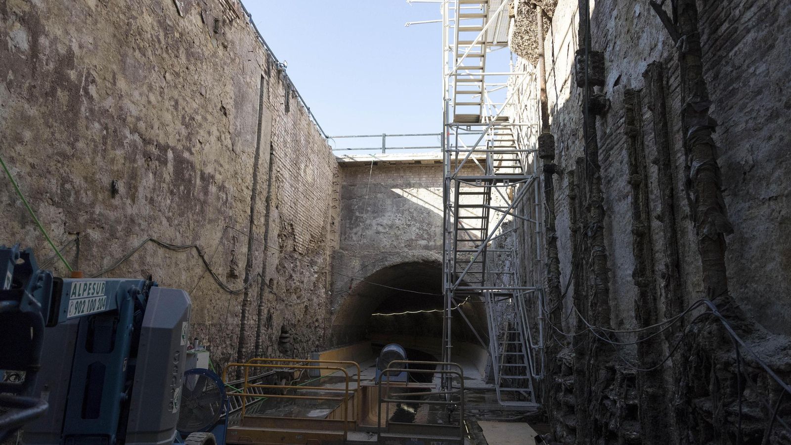 El colector Barqueta-Copero, que se está reformando.