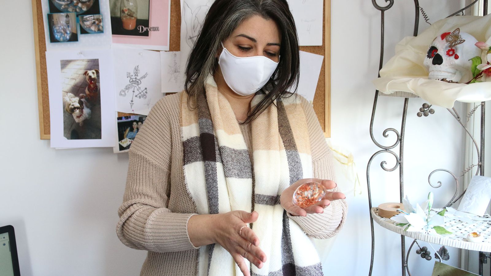 Ferrón investiga sobre otros materiales como descansarios