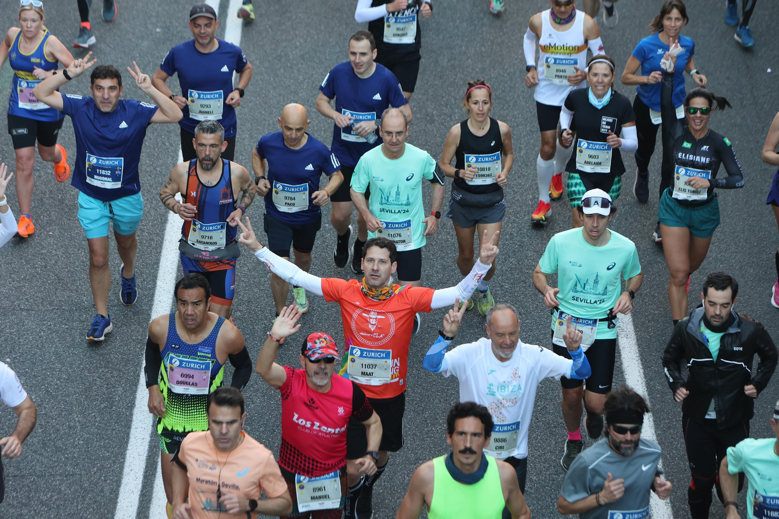 Búscate en la Zurich maratón de Sevilla