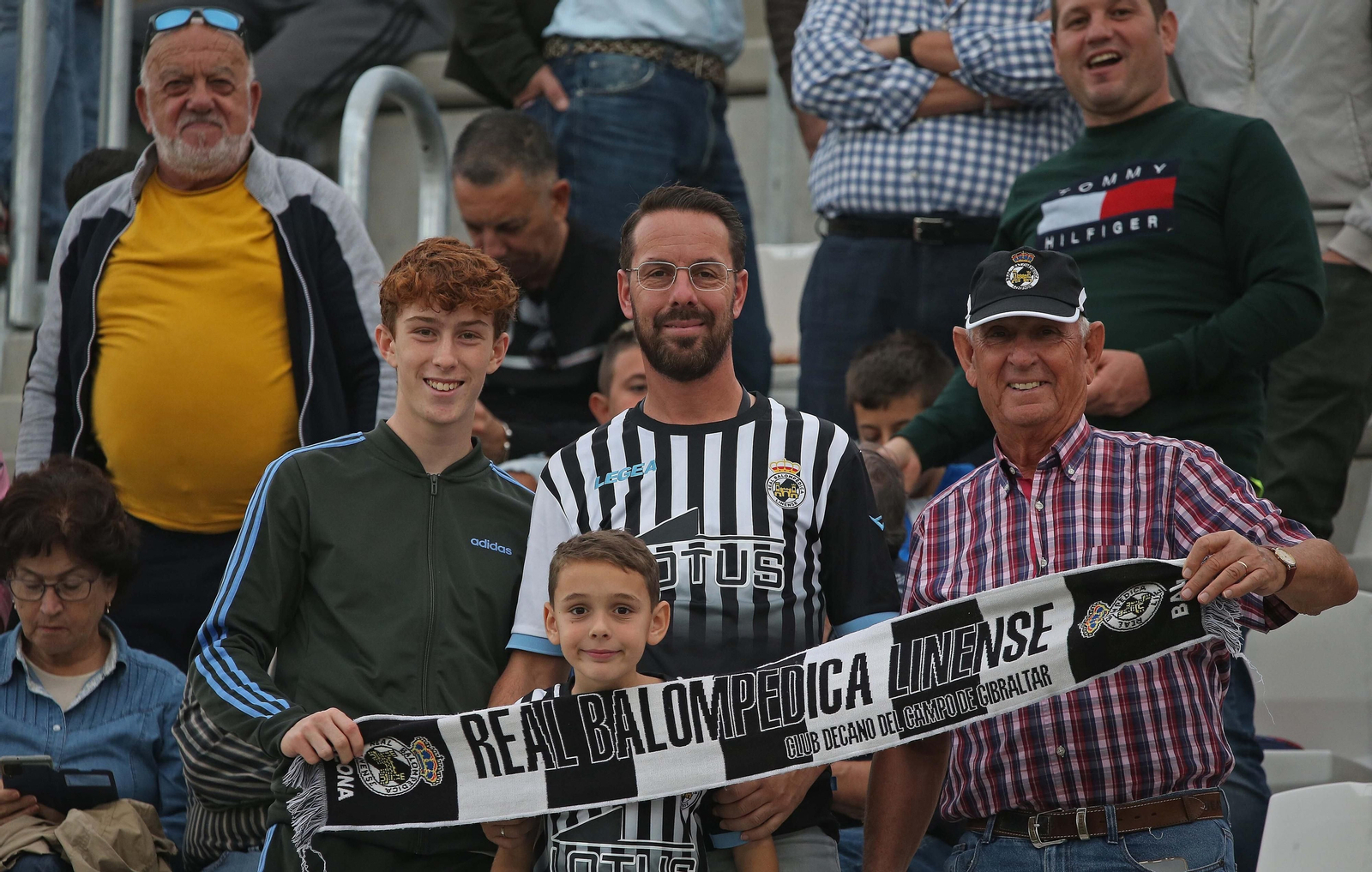 Búscate durante el Balona - Mar Menor en el Ciudad de La Línea