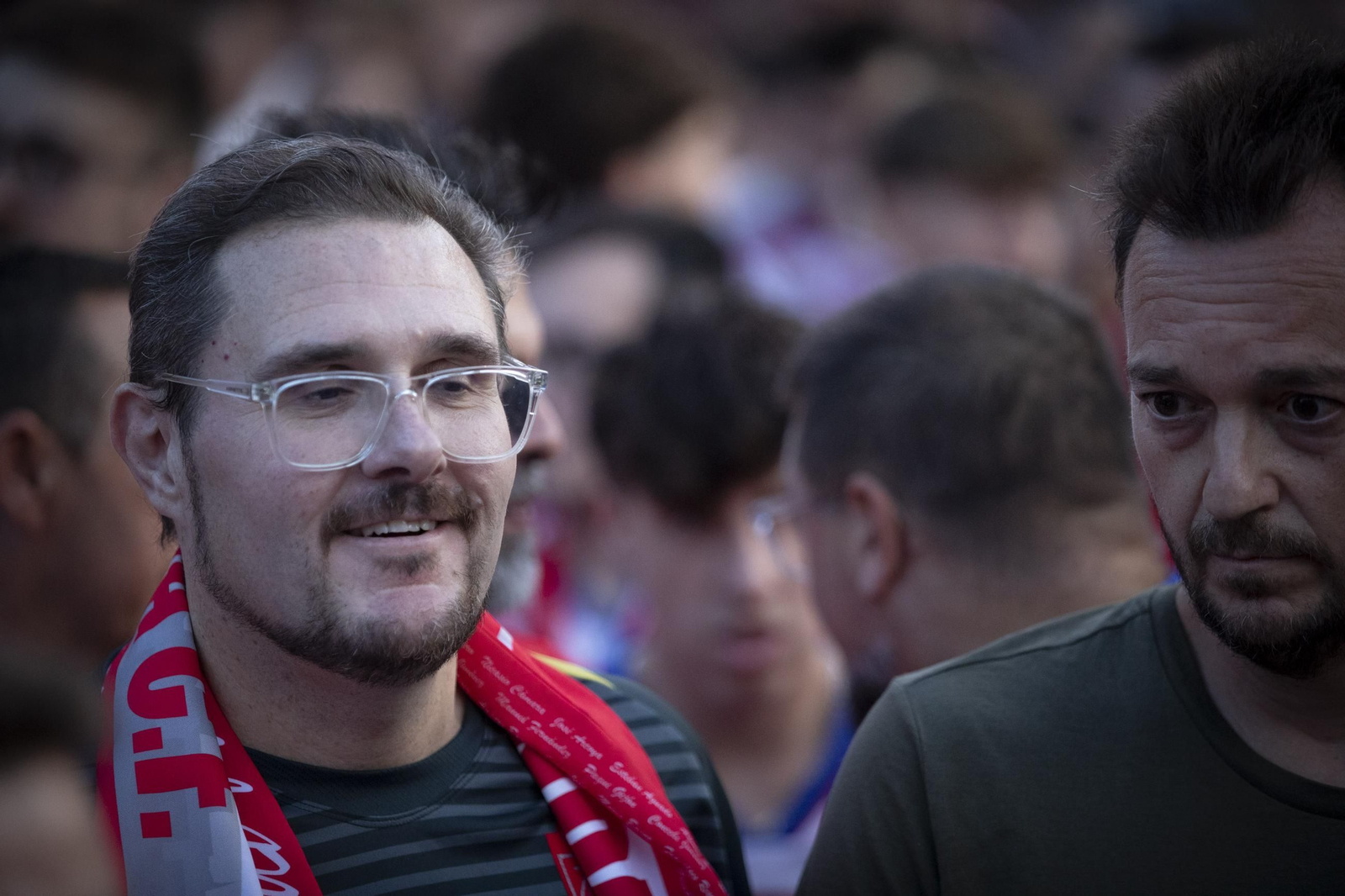 Las mejores imágenes de la manifestación en el Nuevo Los Cármenes