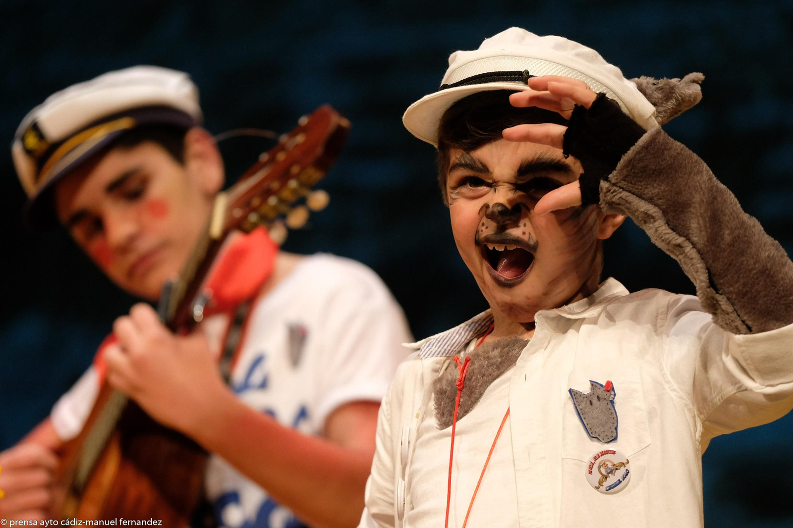 Chirigota Pa roja, roja, nosotras.