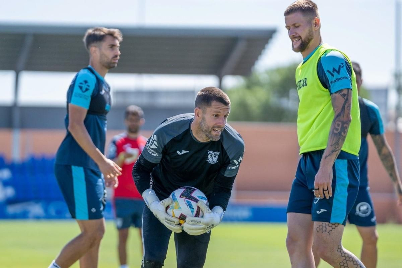 Un entrenamiento del conjunto pepinero.