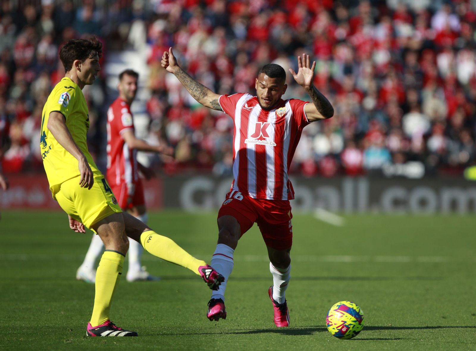 Imágenes de la derrota de la U.D. Almería ante el Villarreal por 0 a 2