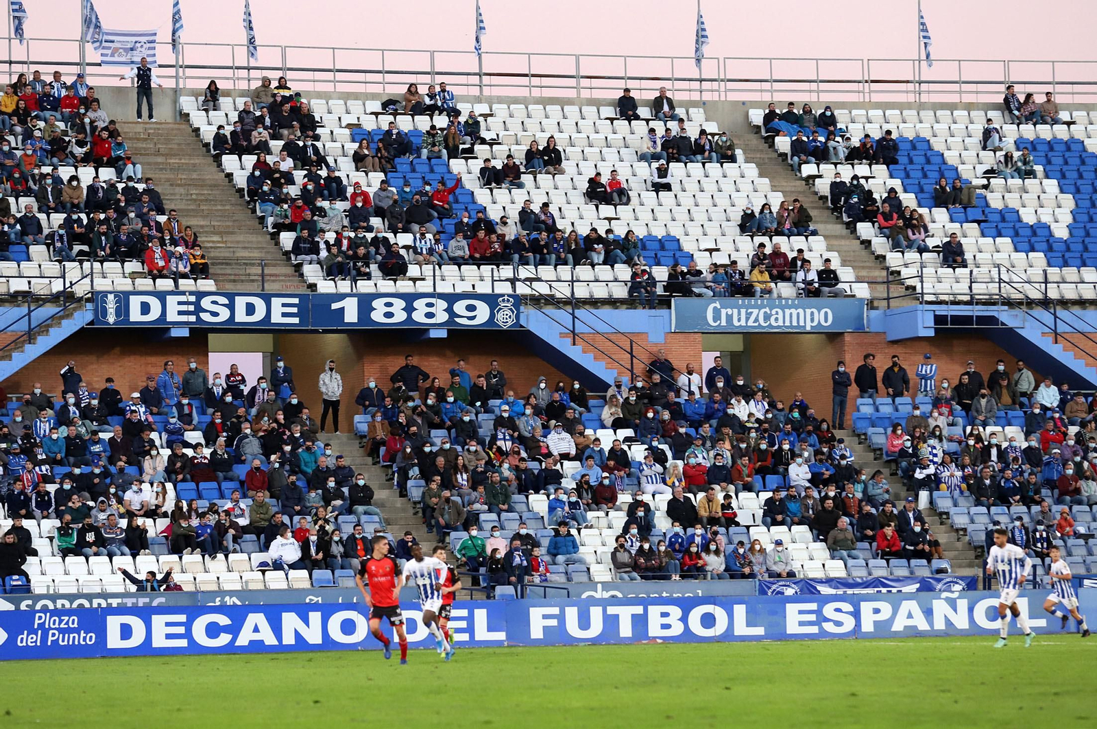 Imágenes del Recreativo de Huelva-Puente Genil