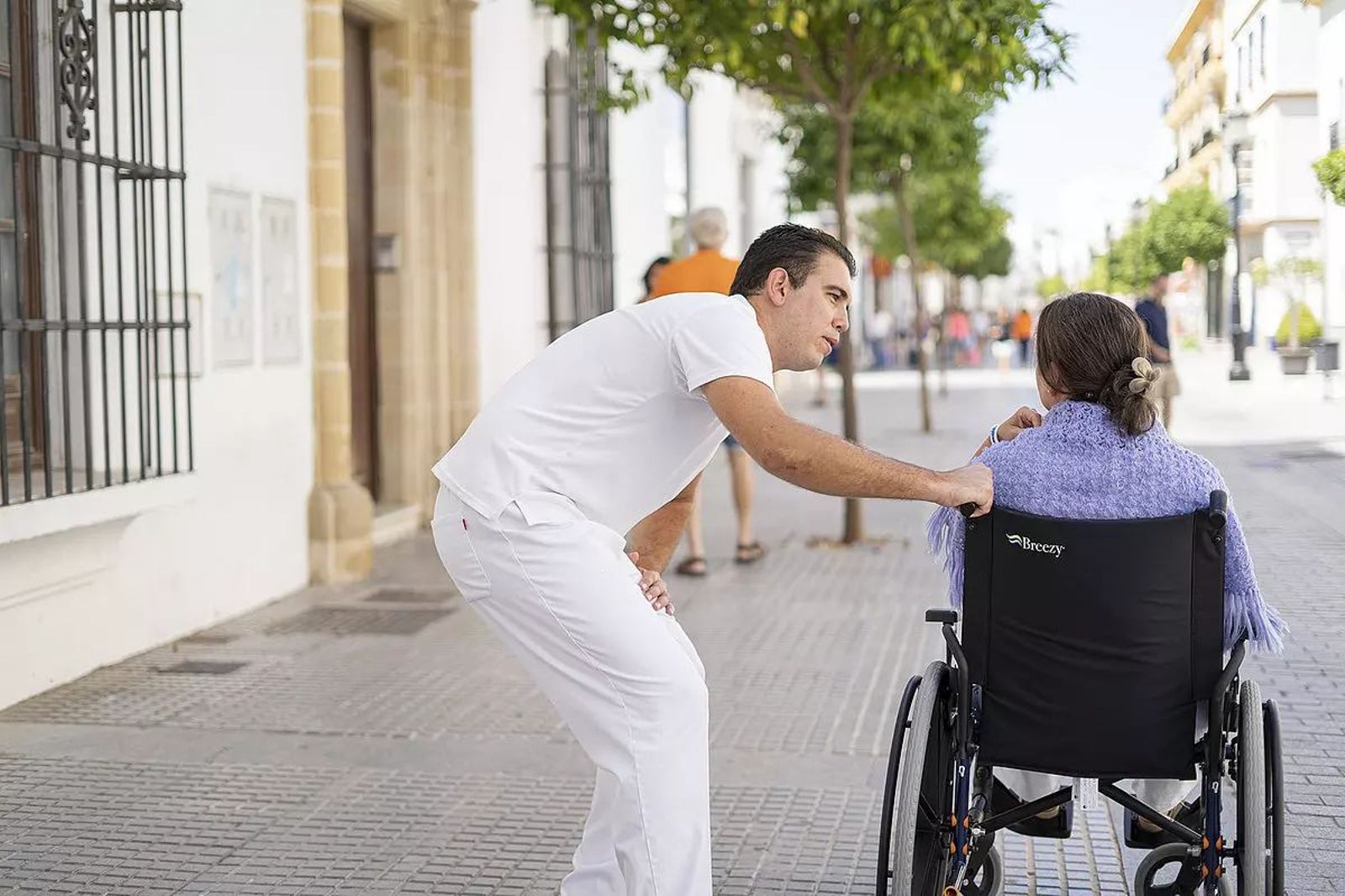 Esta formación brinda la oportunidad de construir un gran futuro profesional, según el delegado.