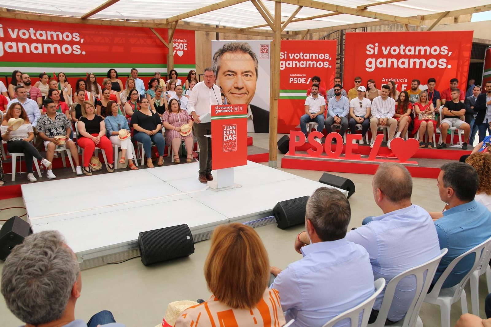 Juan Espadas comienza la campaña electoral con Pedro Sánchez, en imágenes