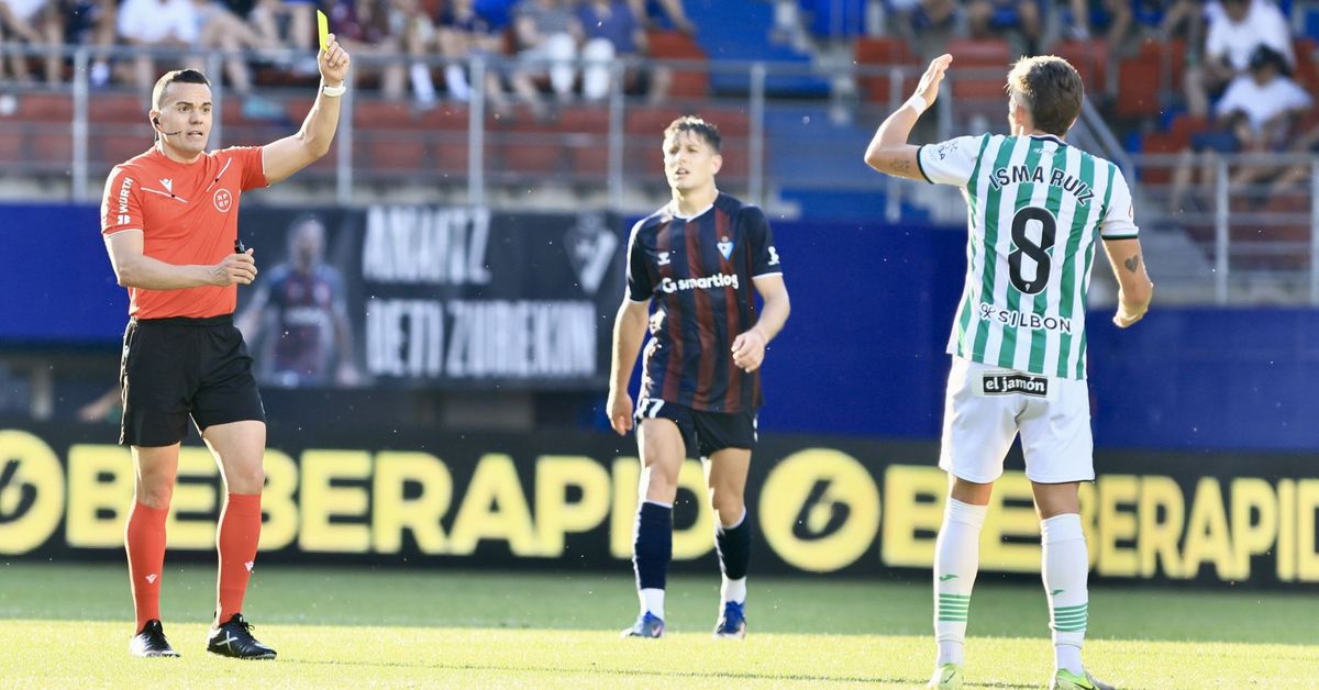 Manuel Ángel Pérez Hernández será el árbitro del Atlético Paso-Córdoba CF