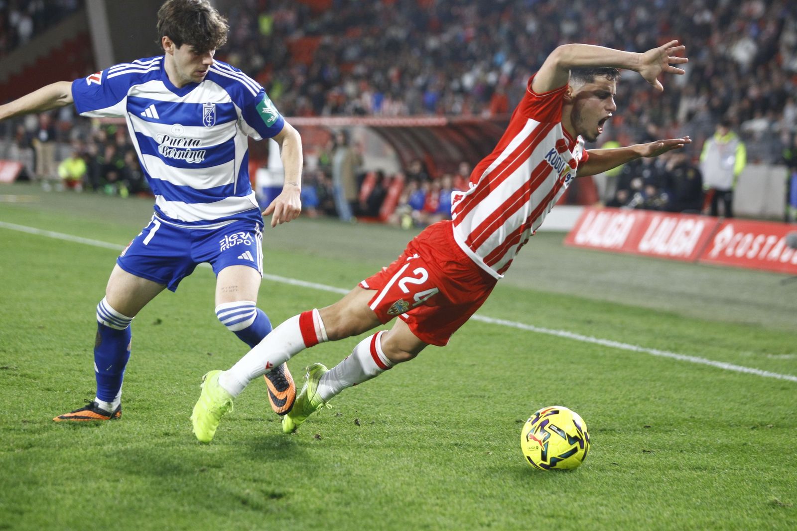 Las fotos del partido U.D. Almería-Granada C.F.