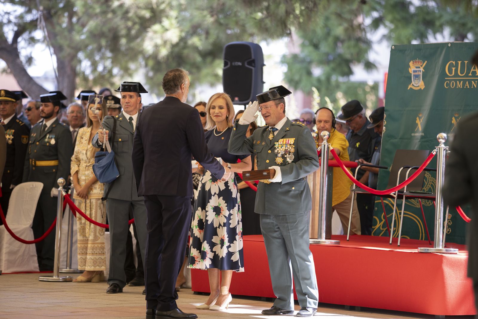 Imágenes de los actos de celebración de la festividad de la patrona de la Guardia Civil, la Virgen del Pilar.