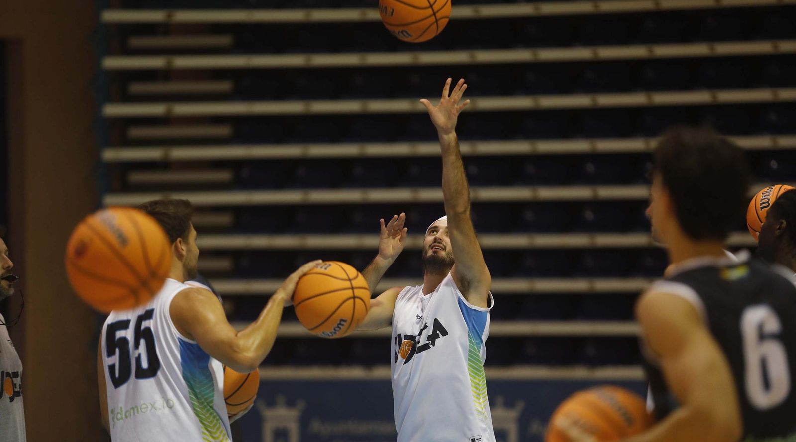 Las fotos del entrenamiento de Udea previo a su debut en Segunda FEB