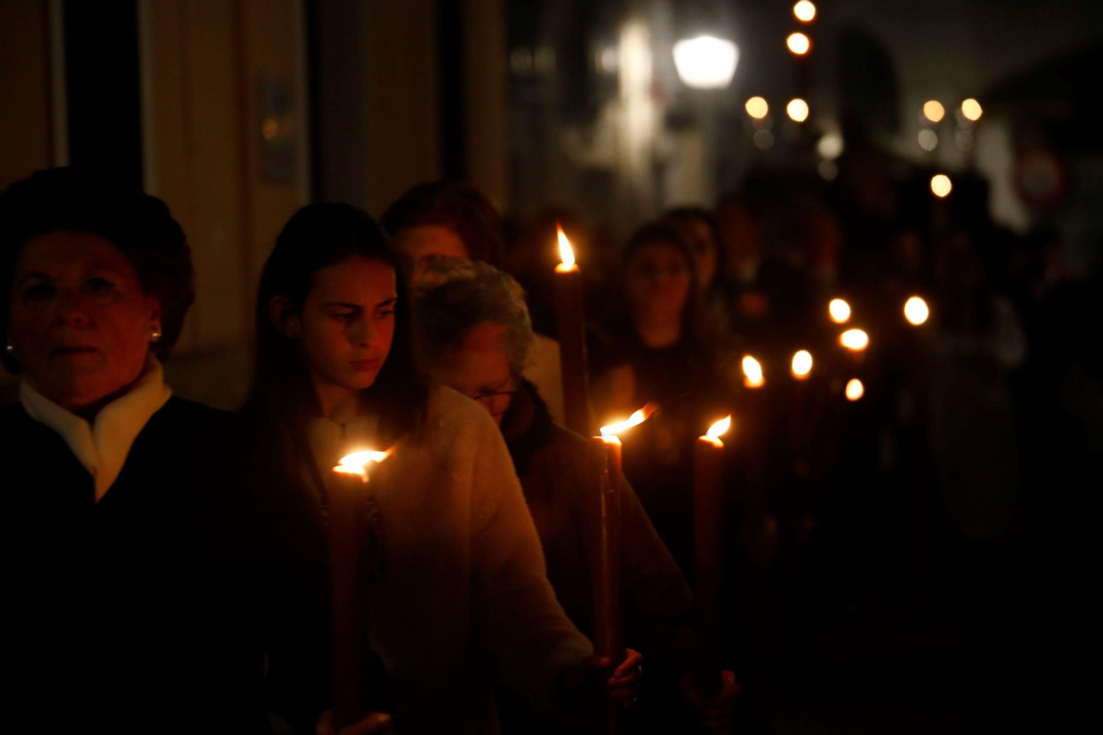 Las mejores imágenes del vía crucis del Cristo de la Clemencia en Córdoba Las mejores imágenes del vía crucis del Cristo de la Clemencia en Córdoba