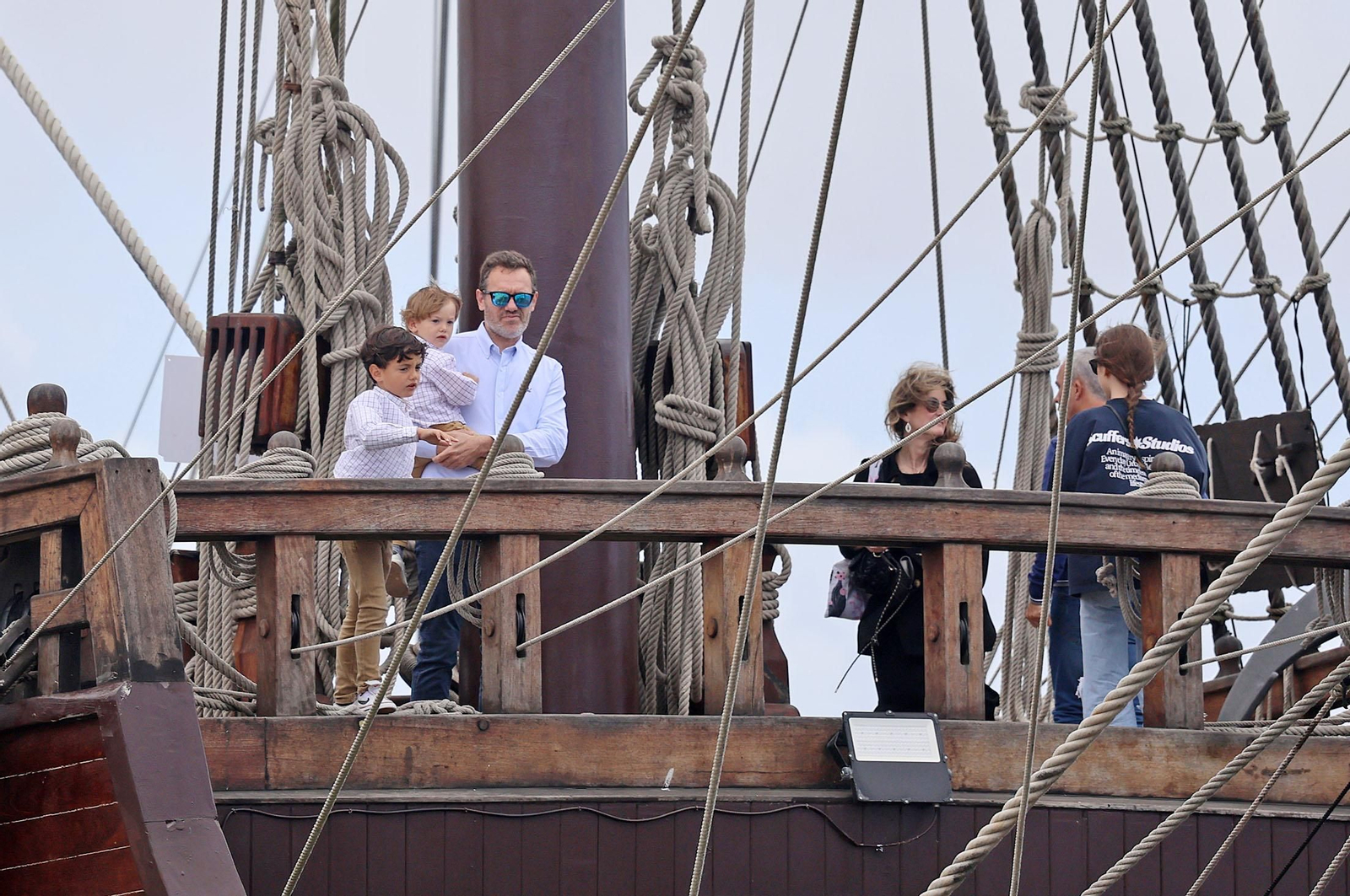 Imágenes del Galeón Andalucía en el Puerto de Huelva