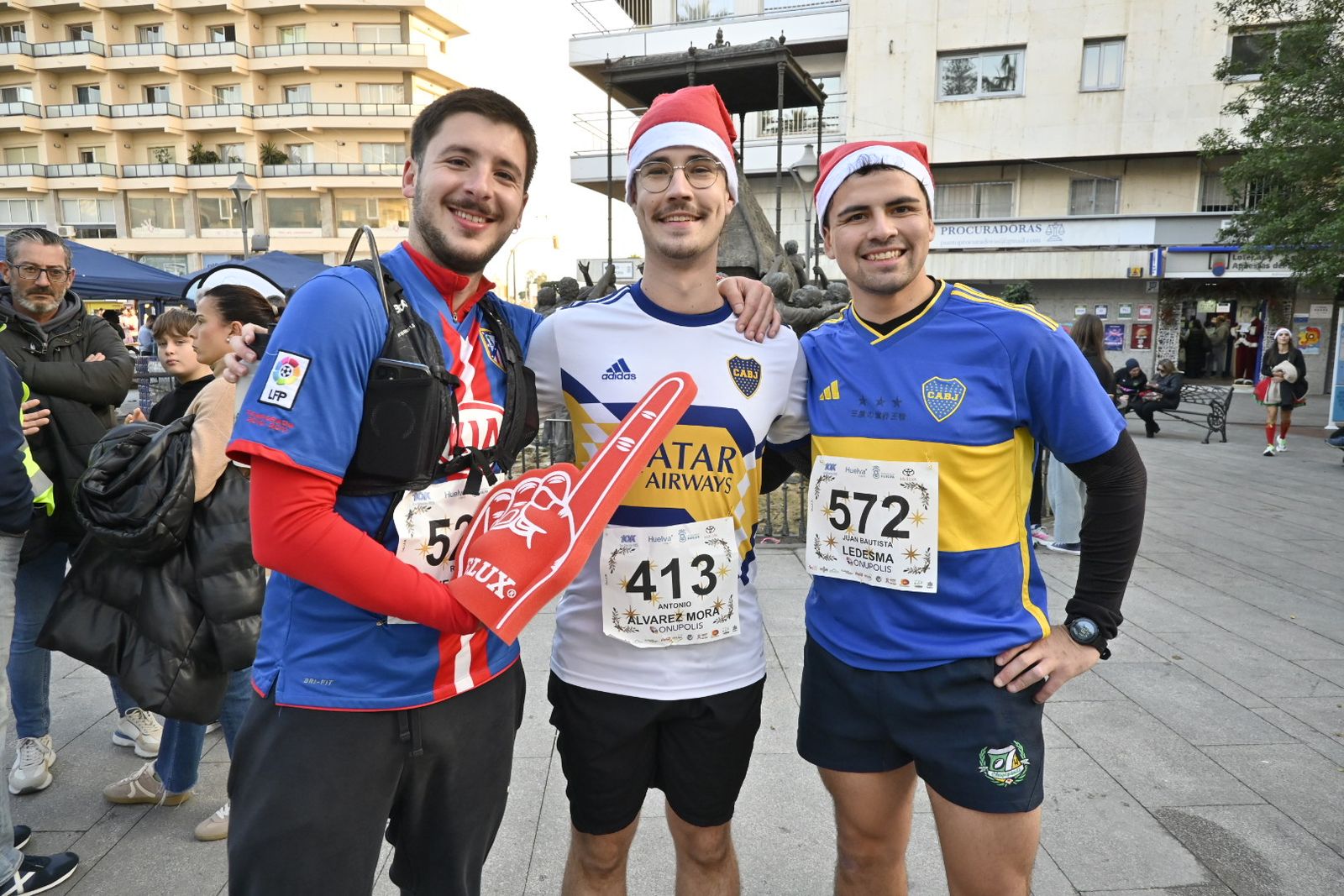 Búscate en las mejores fotografías de la San Silvestre de Huelva 2025